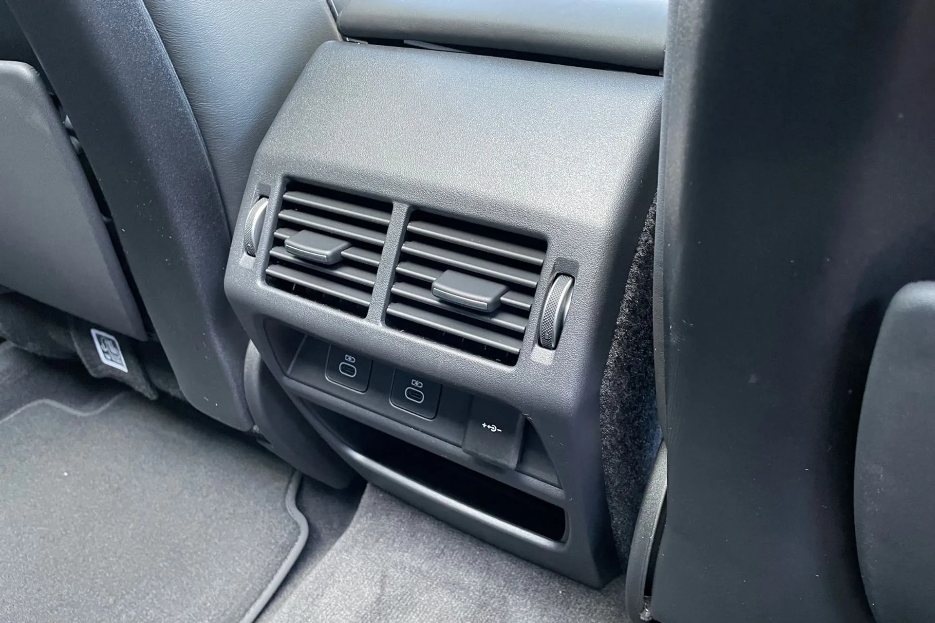 LAND ROVER DISCOVERY SPORT thumbnail image number 40