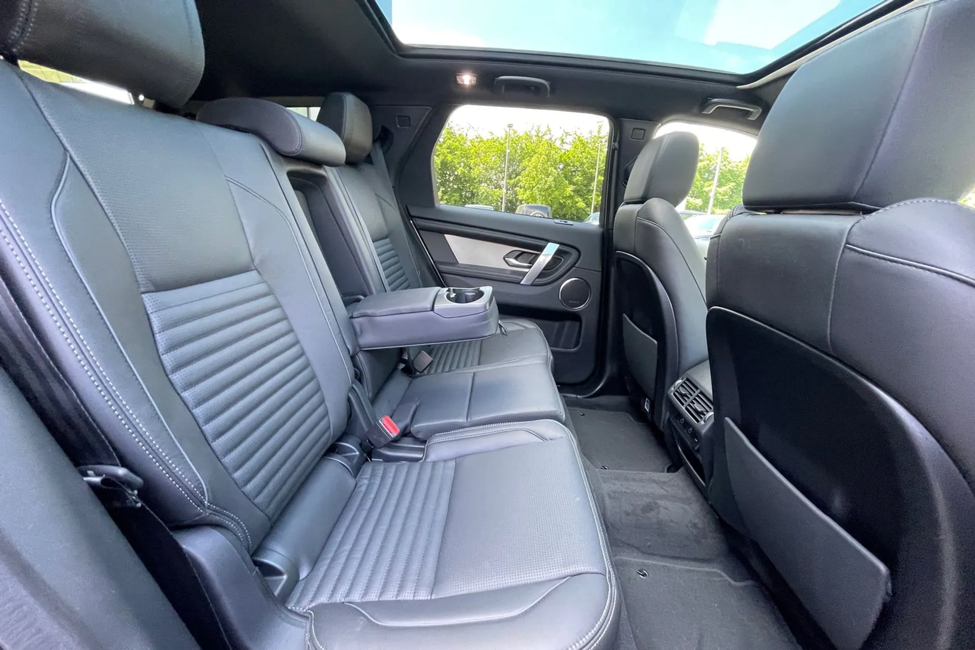 LAND ROVER DISCOVERY SPORT thumbnail image number 47