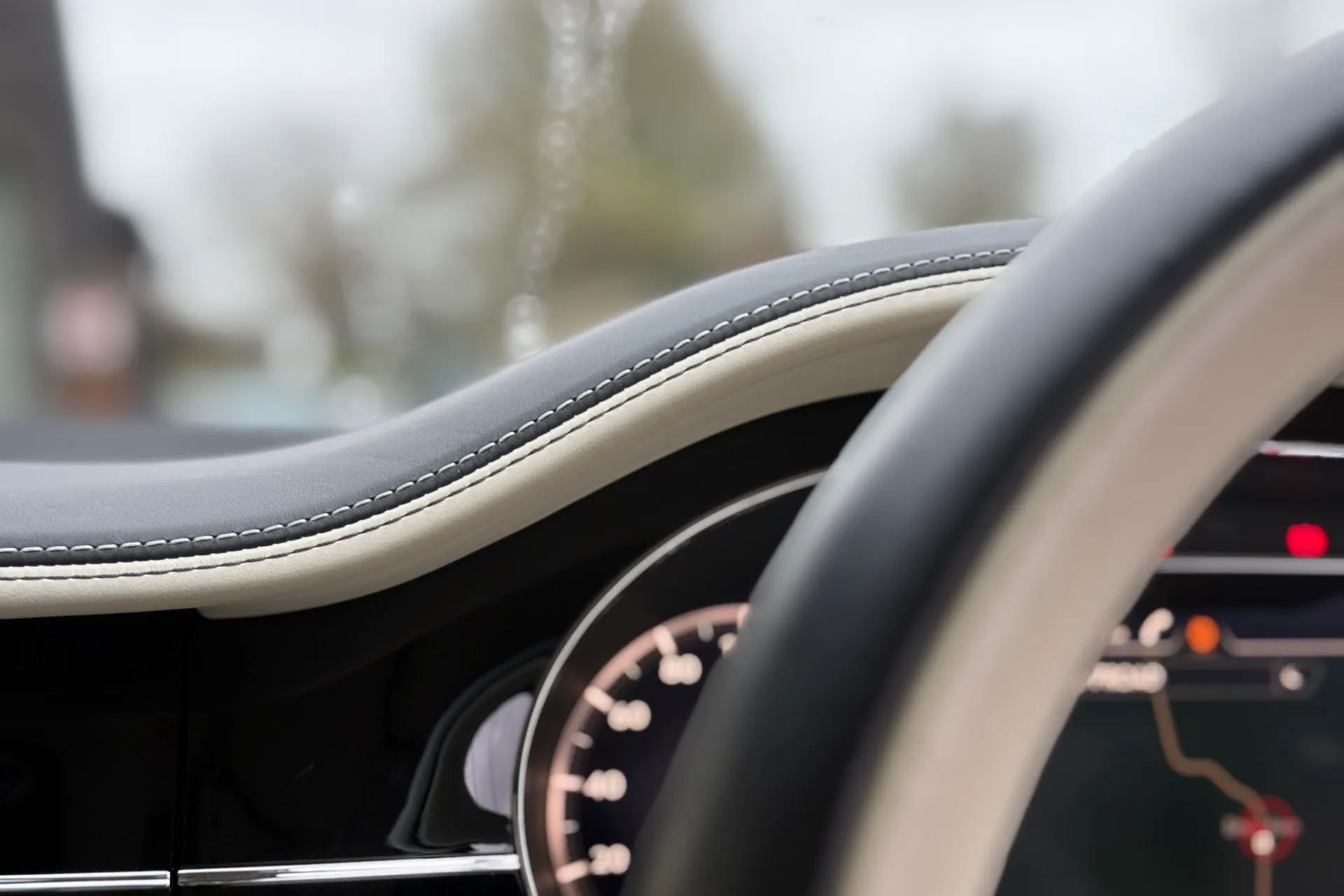 Bentley CONTINENTAL GT thumbnail image number 29