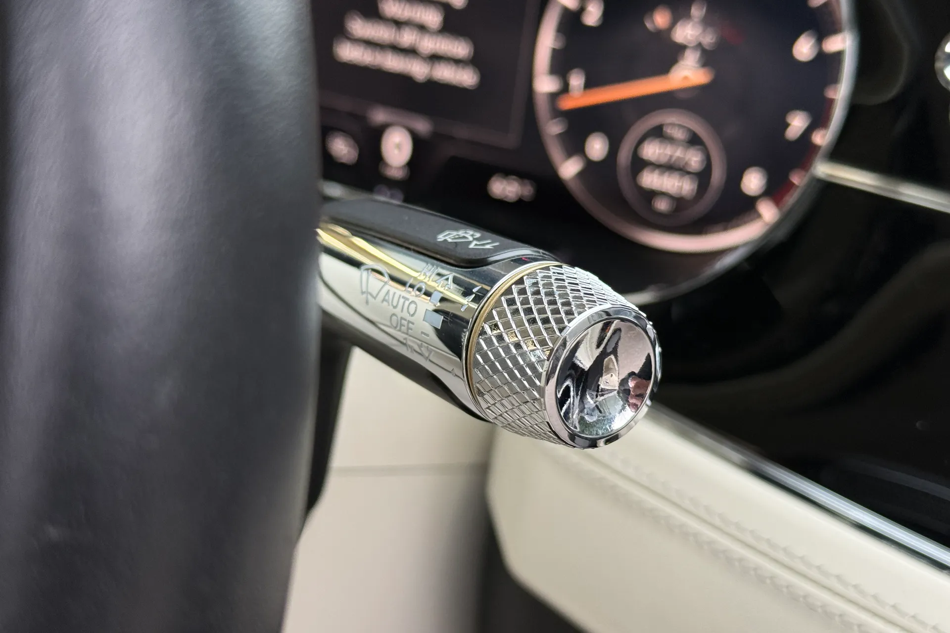 Bentley CONTINENTAL GT thumbnail image number 20
