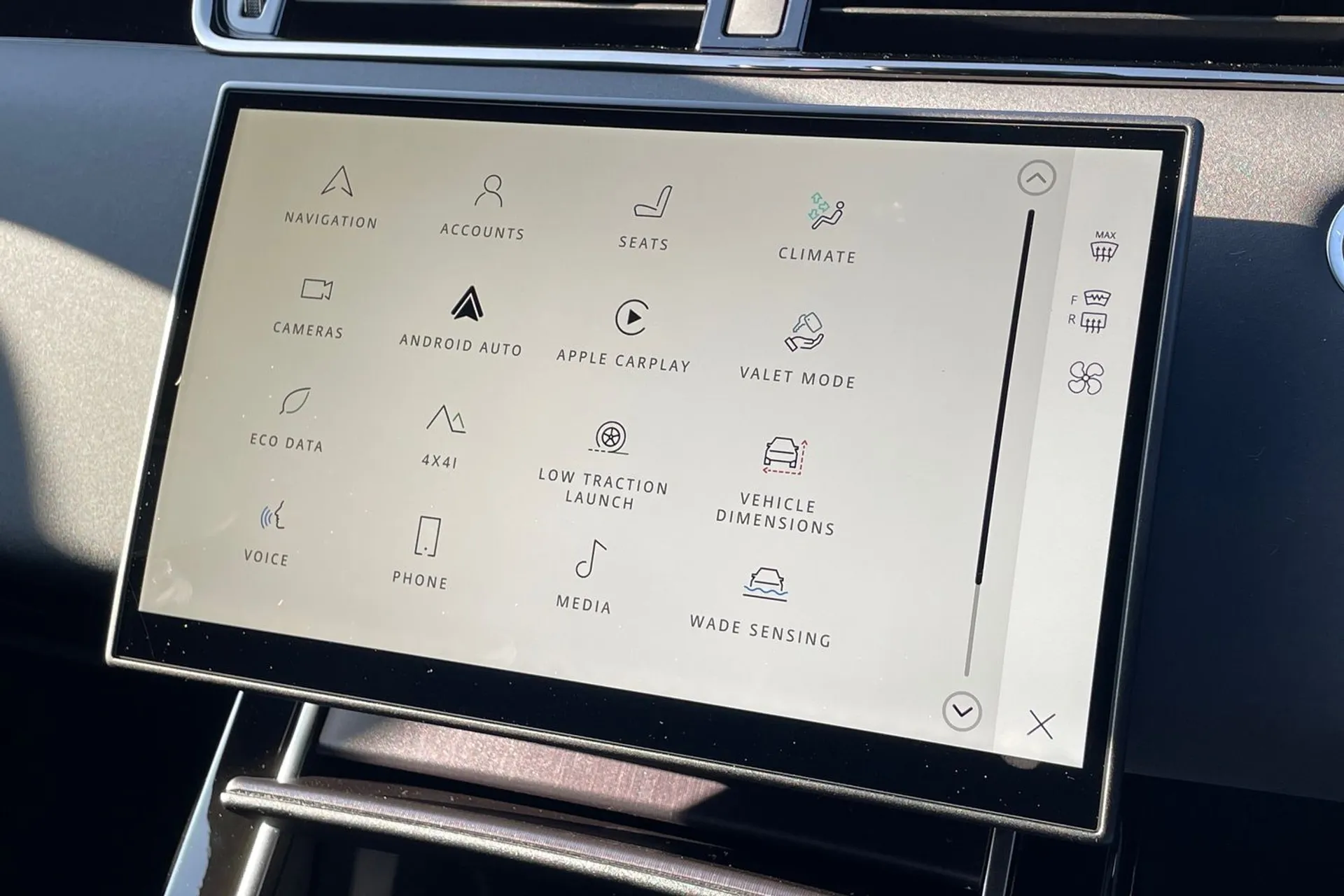 LAND ROVER RANGE ROVER EVOQUE thumbnail image number 49