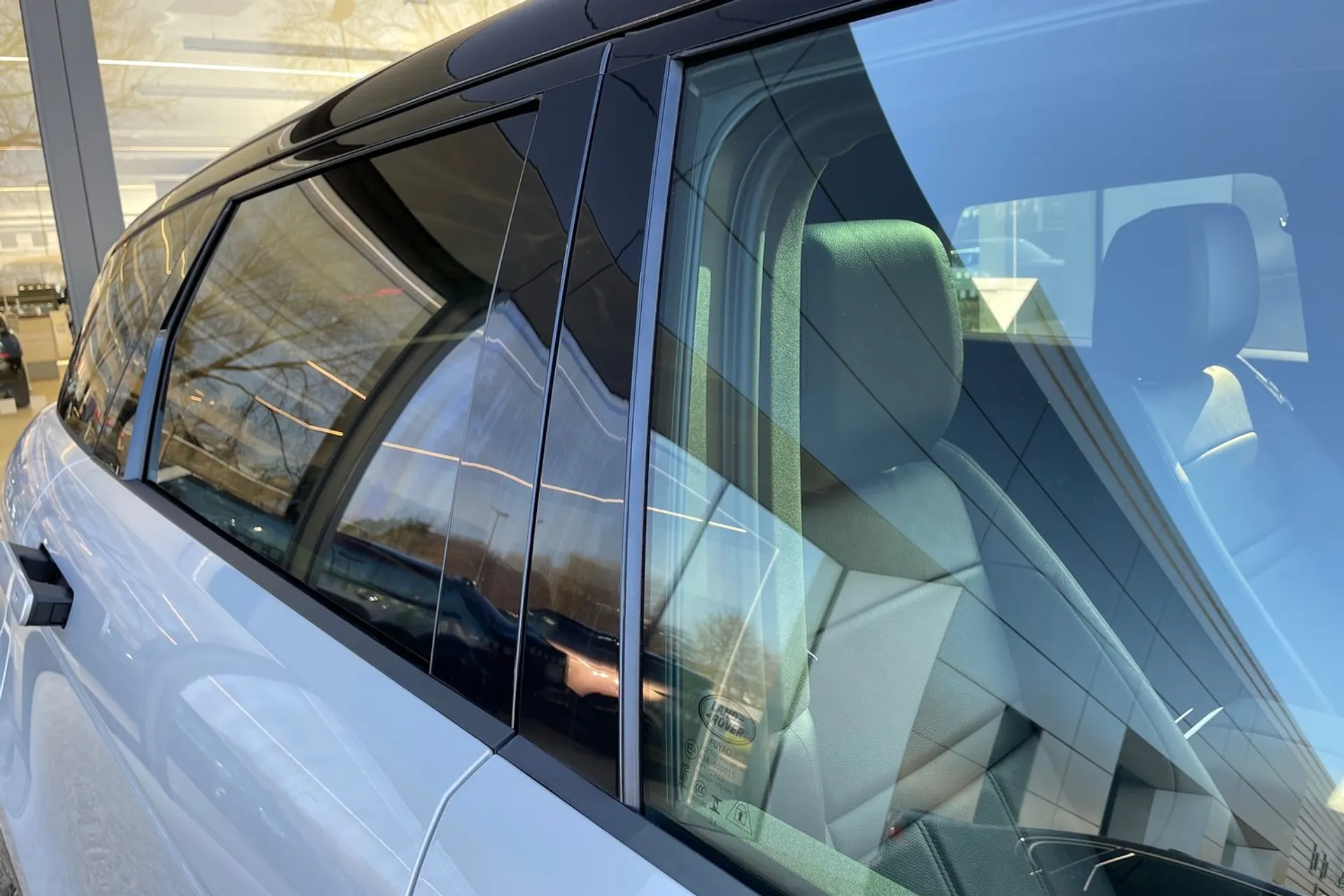 LAND ROVER RANGE ROVER EVOQUE thumbnail image number 27