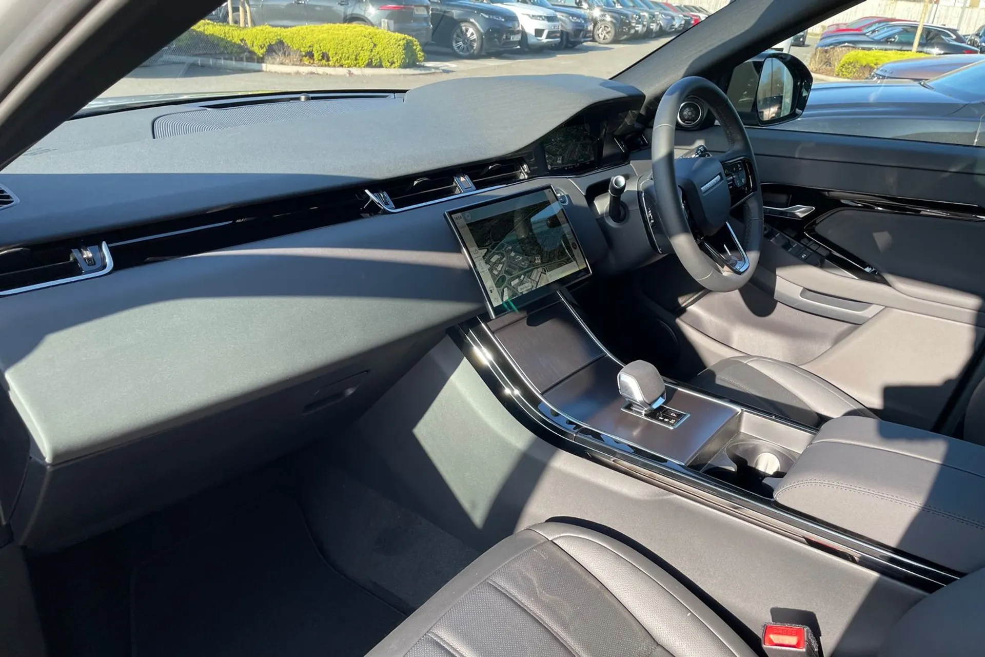 LAND ROVER RANGE ROVER EVOQUE thumbnail image number 52