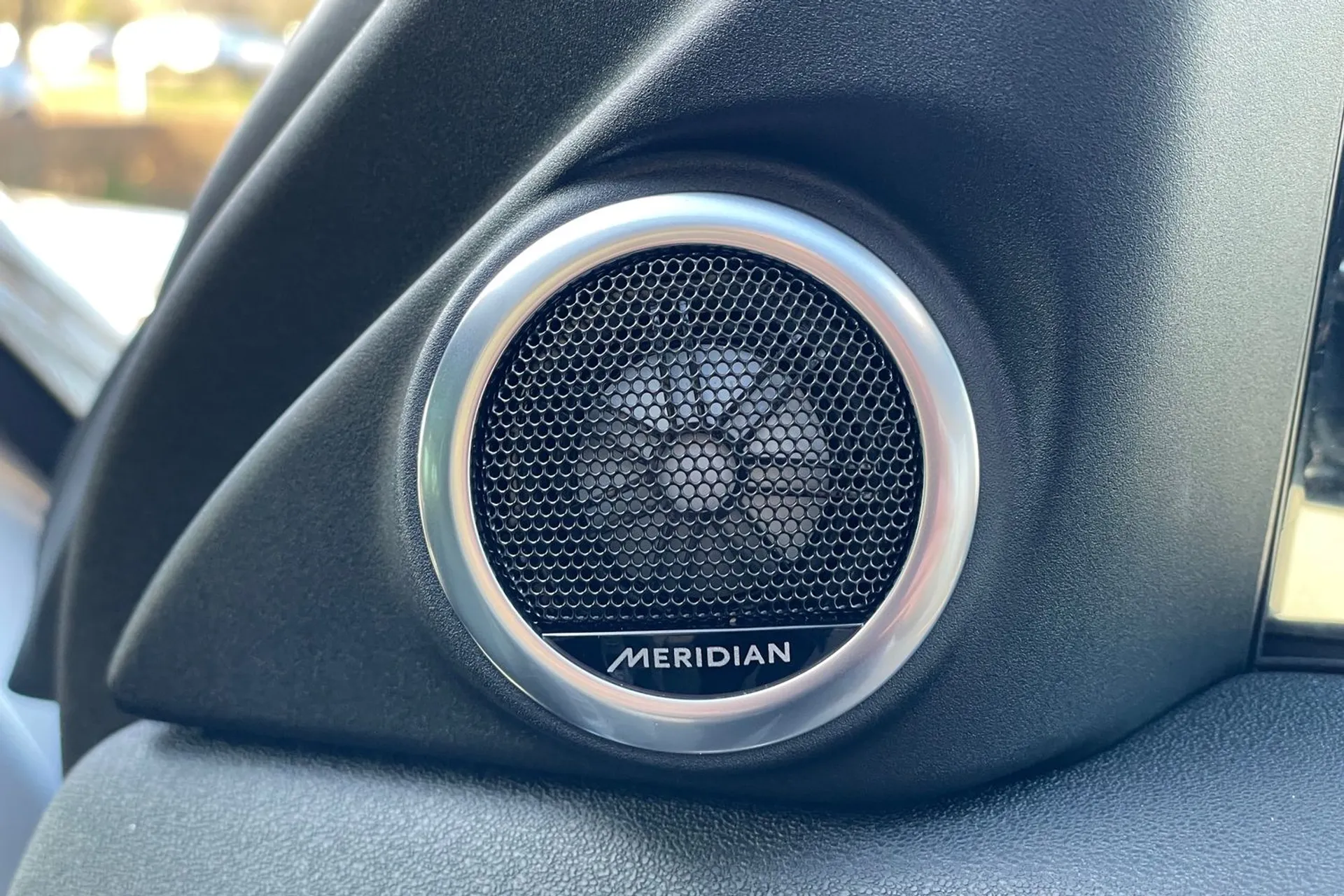 LAND ROVER RANGE ROVER EVOQUE thumbnail image number 24