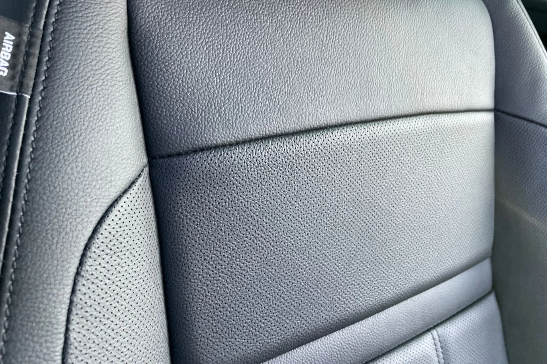 LAND ROVER RANGE ROVER EVOQUE thumbnail image number 36