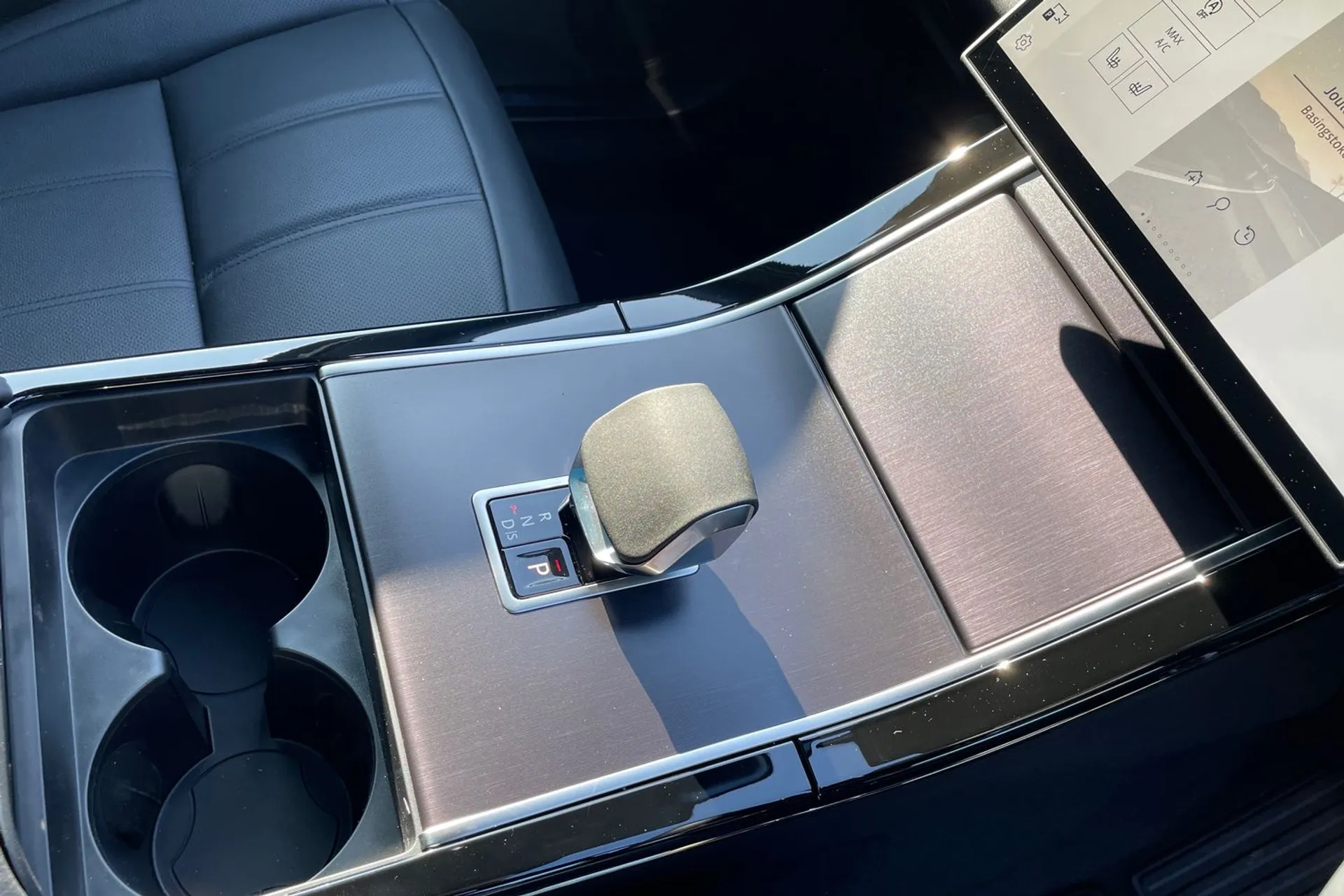 LAND ROVER RANGE ROVER EVOQUE thumbnail image number 19