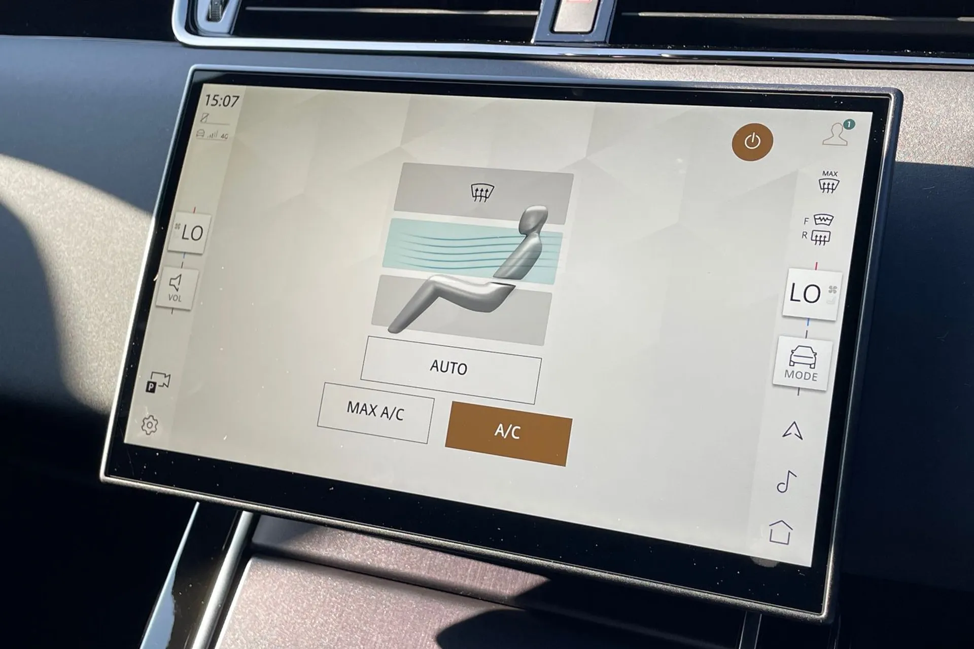 LAND ROVER RANGE ROVER EVOQUE thumbnail image number 18