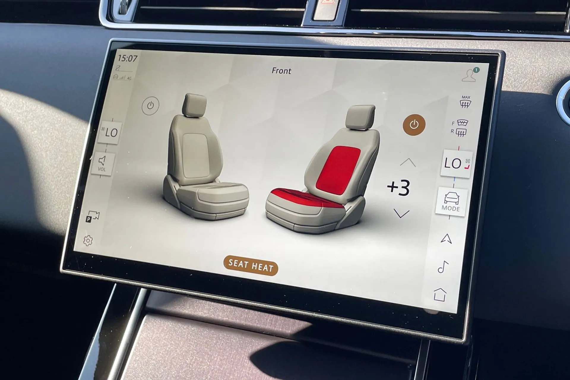 LAND ROVER RANGE ROVER EVOQUE thumbnail image number 17