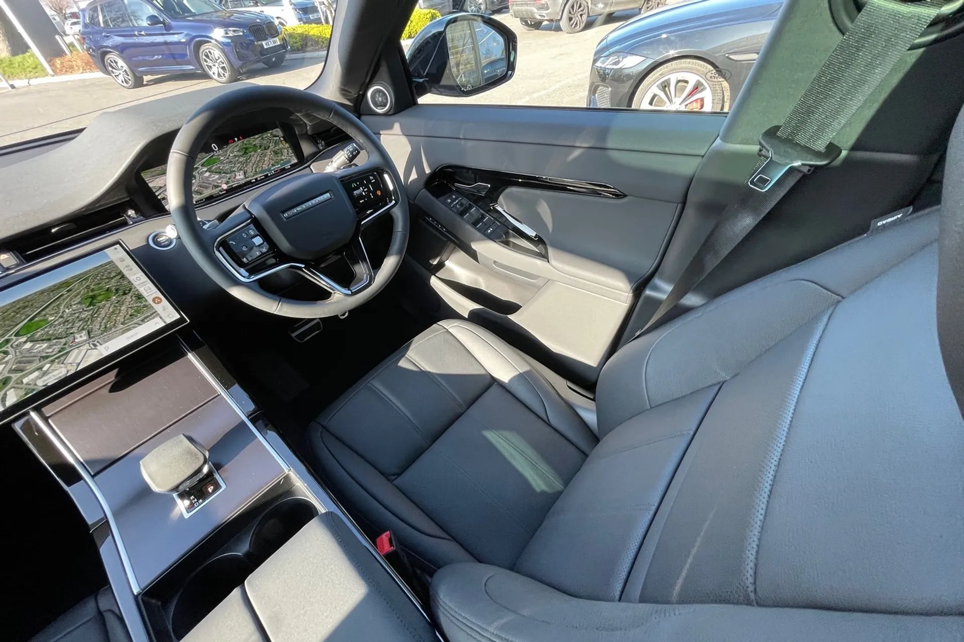 LAND ROVER RANGE ROVER EVOQUE thumbnail image number 14