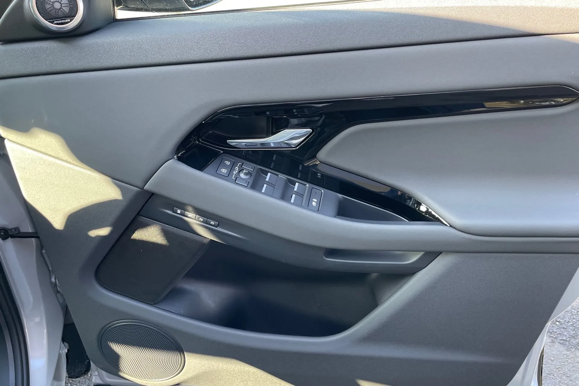 LAND ROVER RANGE ROVER EVOQUE thumbnail image number 55