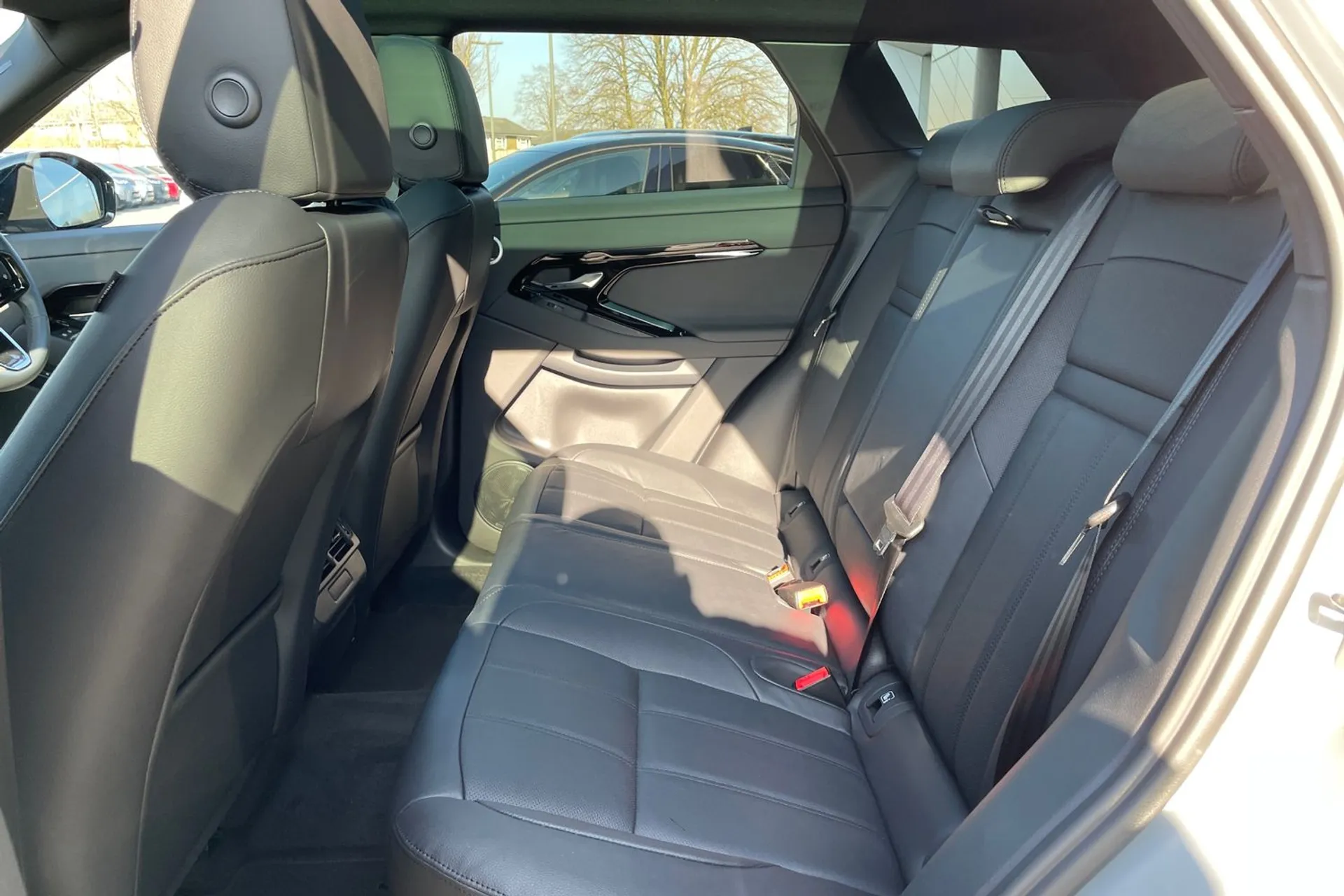 LAND ROVER RANGE ROVER EVOQUE thumbnail image number 53