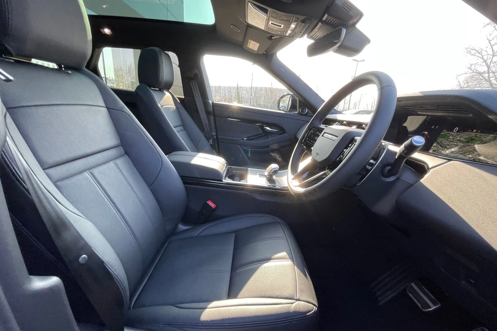 LAND ROVER RANGE ROVER EVOQUE thumbnail image number 9