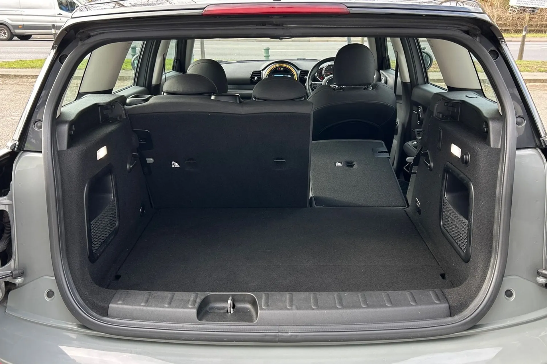 MINI CLUBMAN thumbnail image number 35