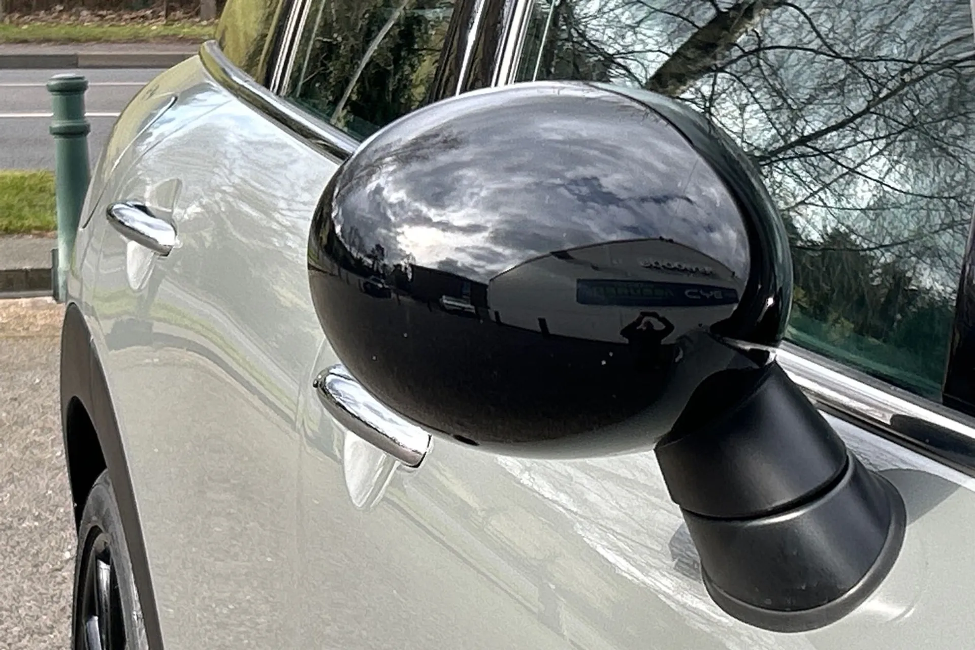 MINI CLUBMAN thumbnail image number 52