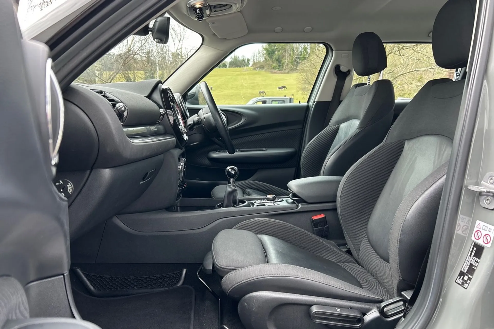 MINI CLUBMAN thumbnail image number 18