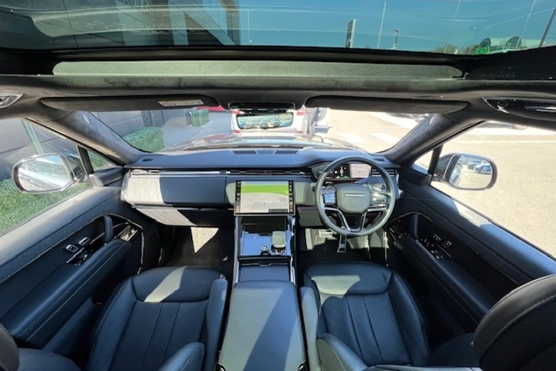 LAND ROVER RANGE ROVER SPORT thumbnail image number 4