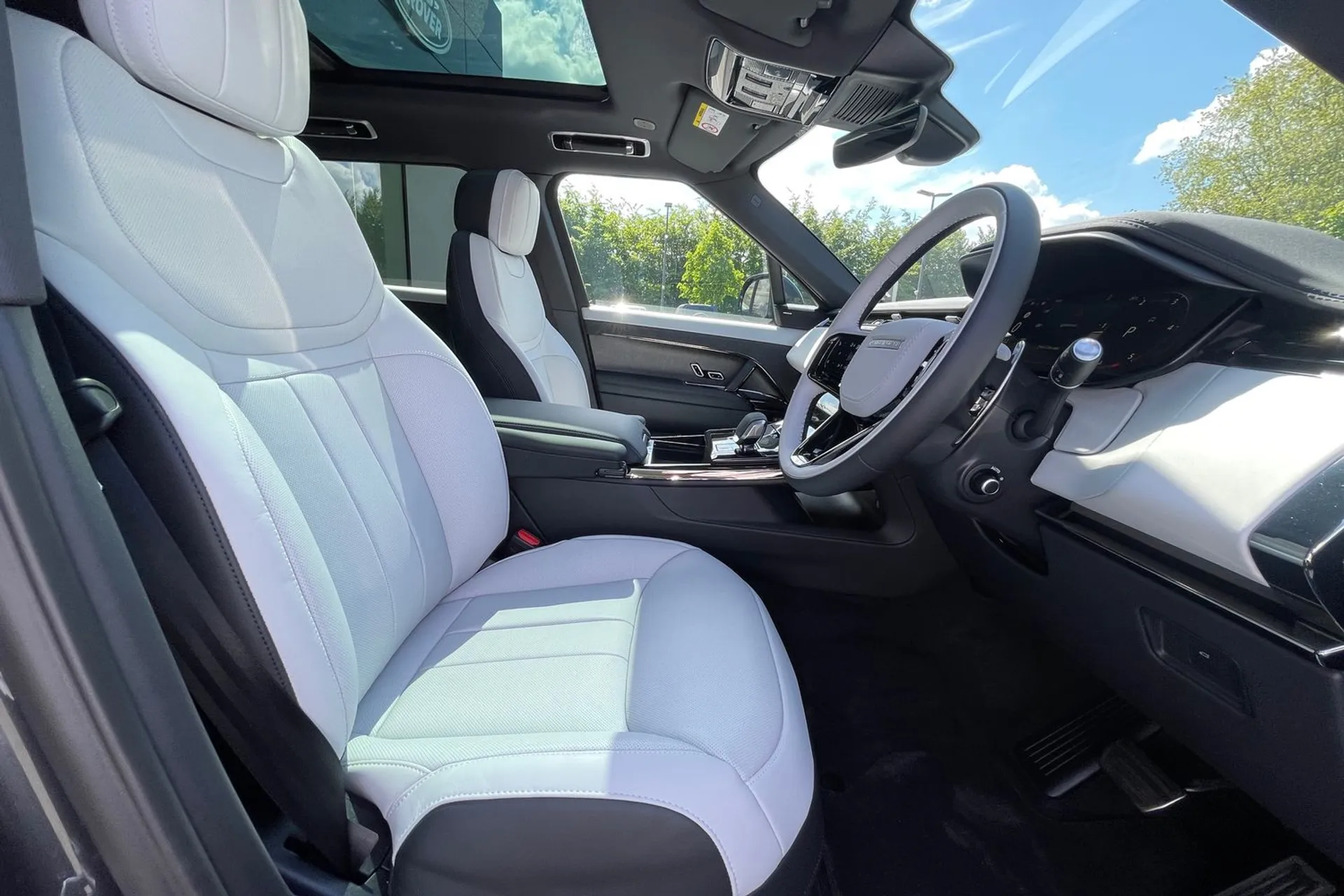 LAND ROVER RANGE ROVER SPORT thumbnail image number 9