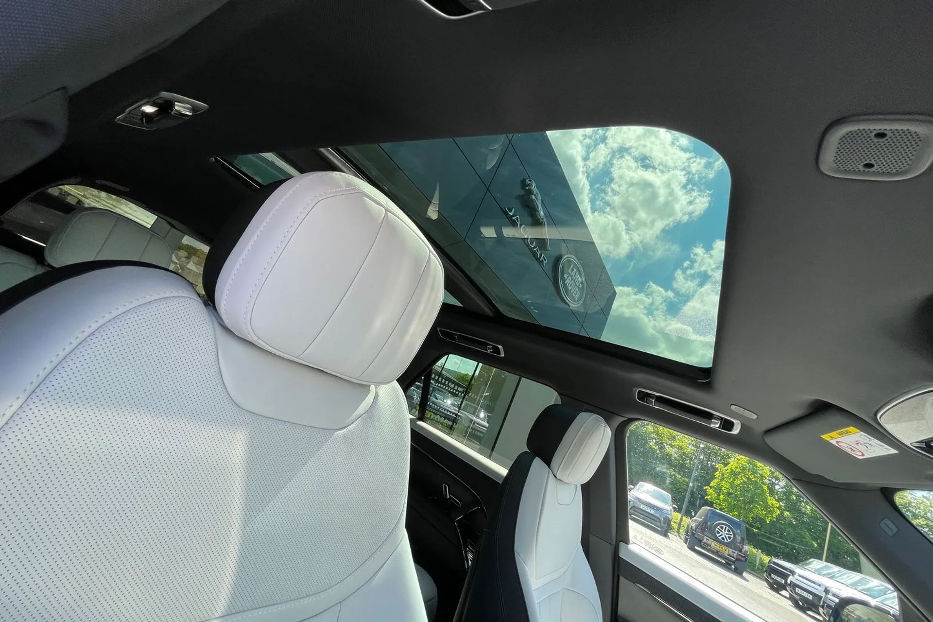 LAND ROVER RANGE ROVER SPORT thumbnail image number 35