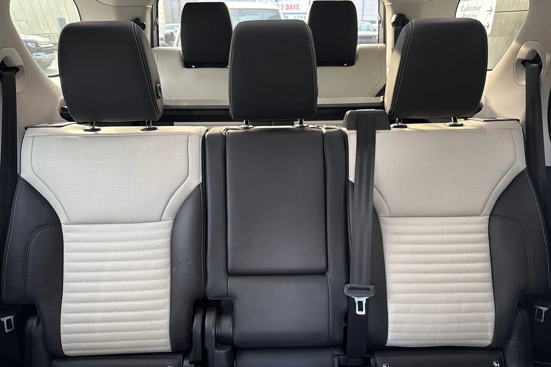 LAND ROVER DISCOVERY thumbnail image number 40