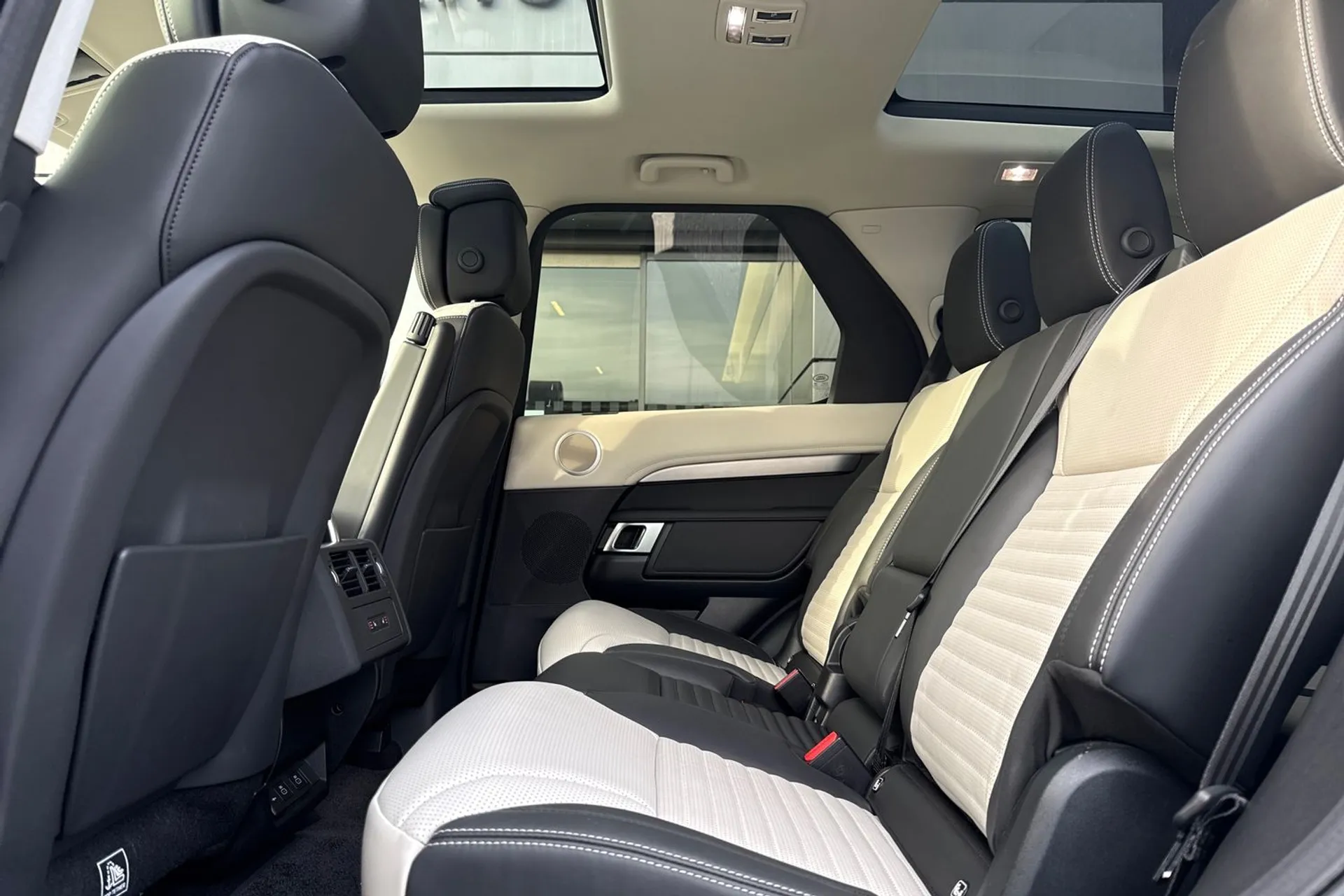 LAND ROVER DISCOVERY thumbnail image number 56