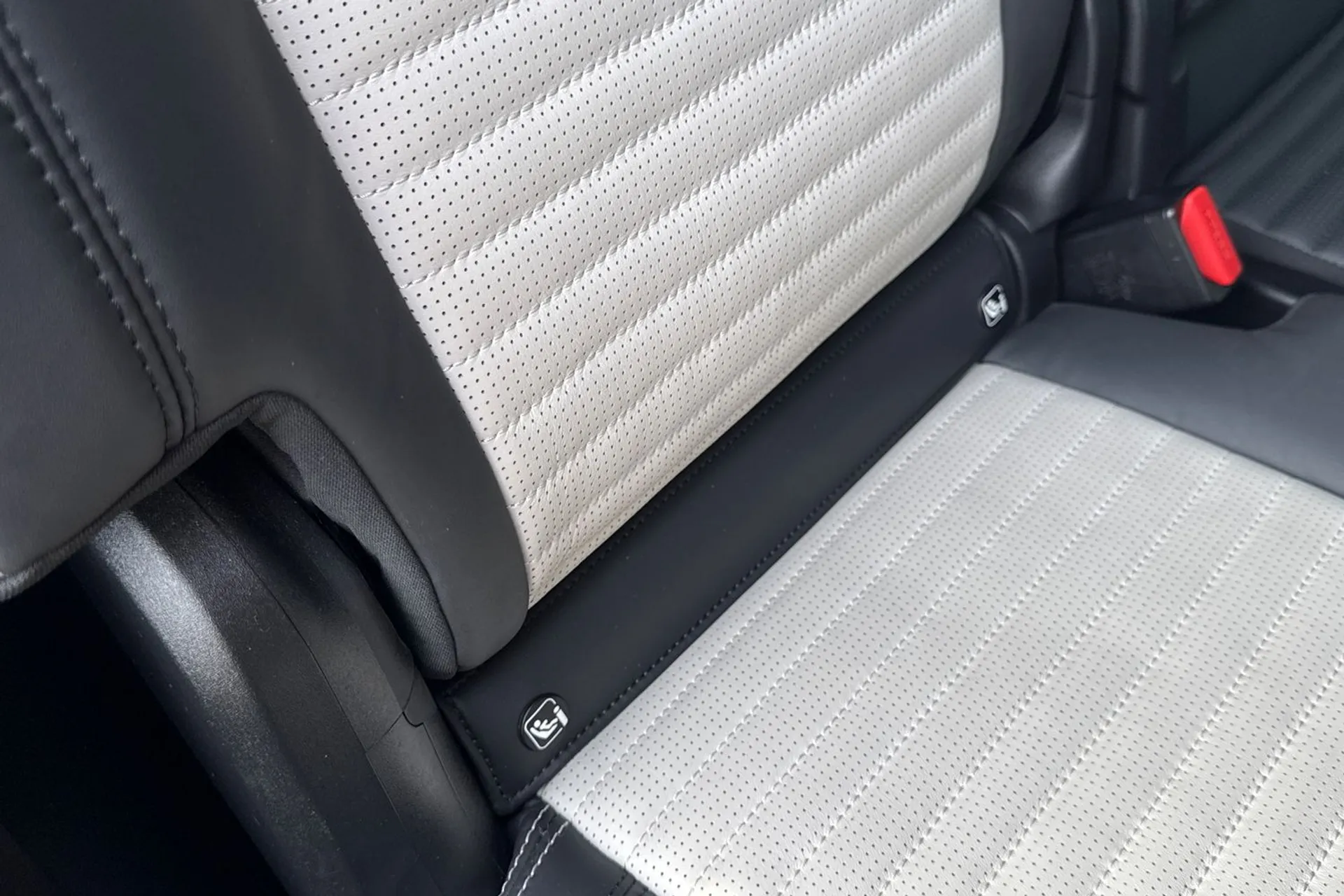 LAND ROVER DISCOVERY thumbnail image number 38