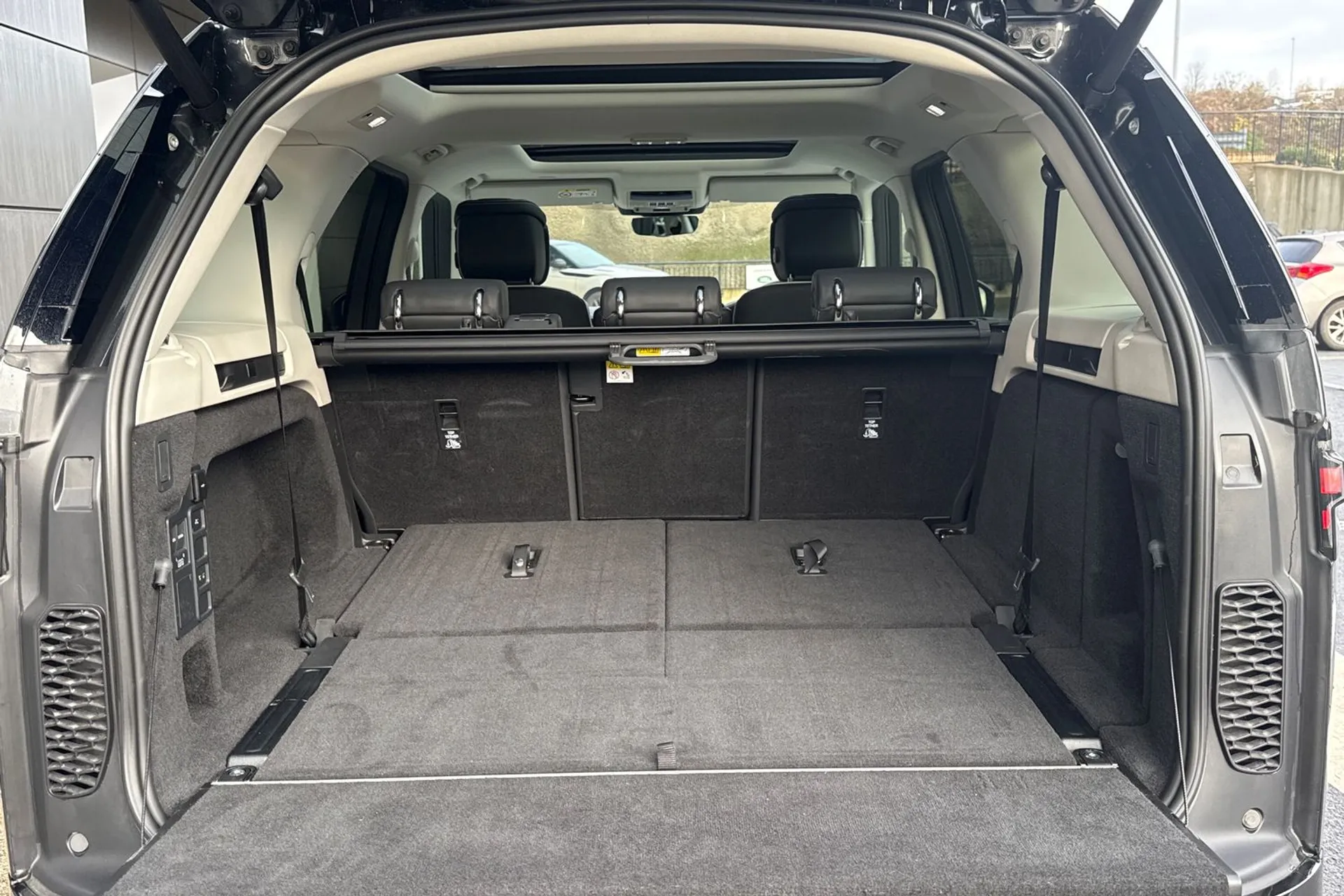 LAND ROVER DISCOVERY thumbnail image number 45