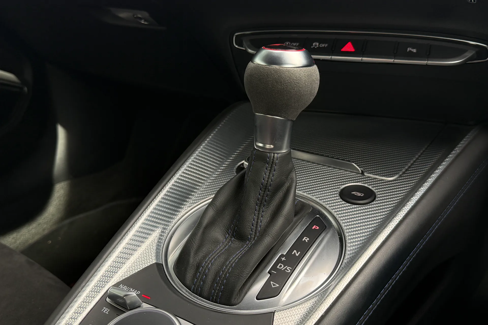 Audi TT thumbnail image number 54