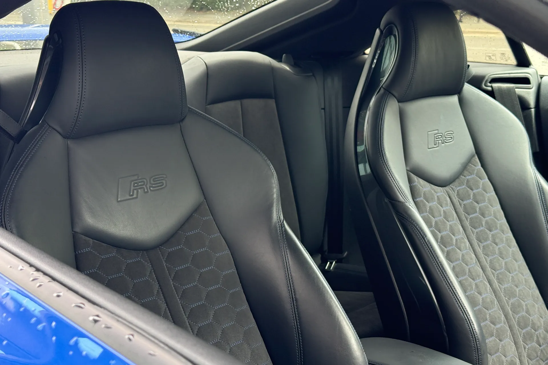 Audi TT thumbnail image number 11