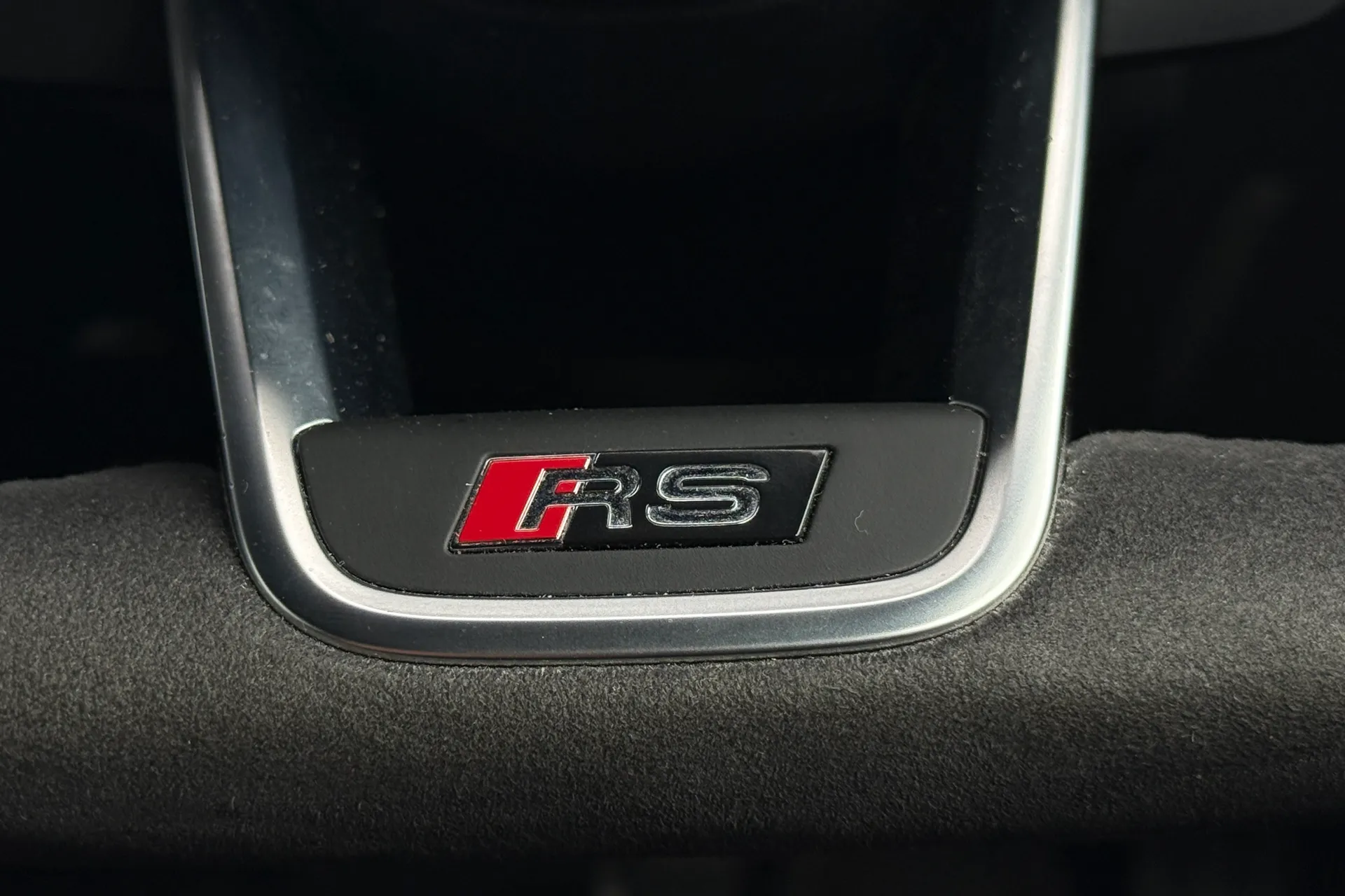 Audi TT thumbnail image number 38