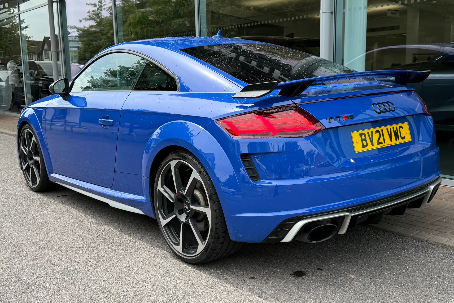 Audi TT thumbnail image number 7