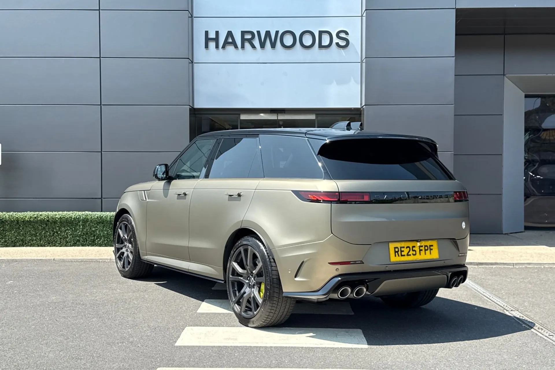 LAND ROVER RANGE ROVER SPORT thumbnail image number 19