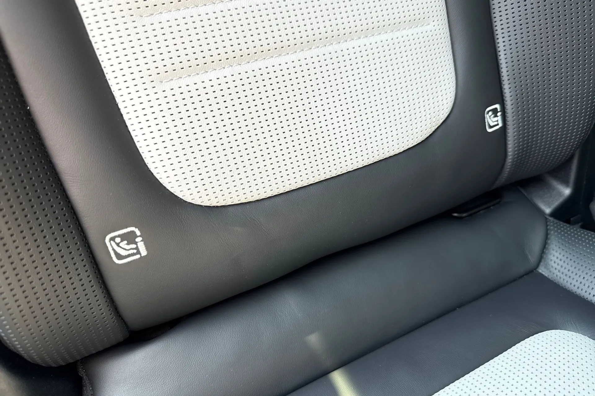 LAND ROVER RANGE ROVER SPORT thumbnail image number 61