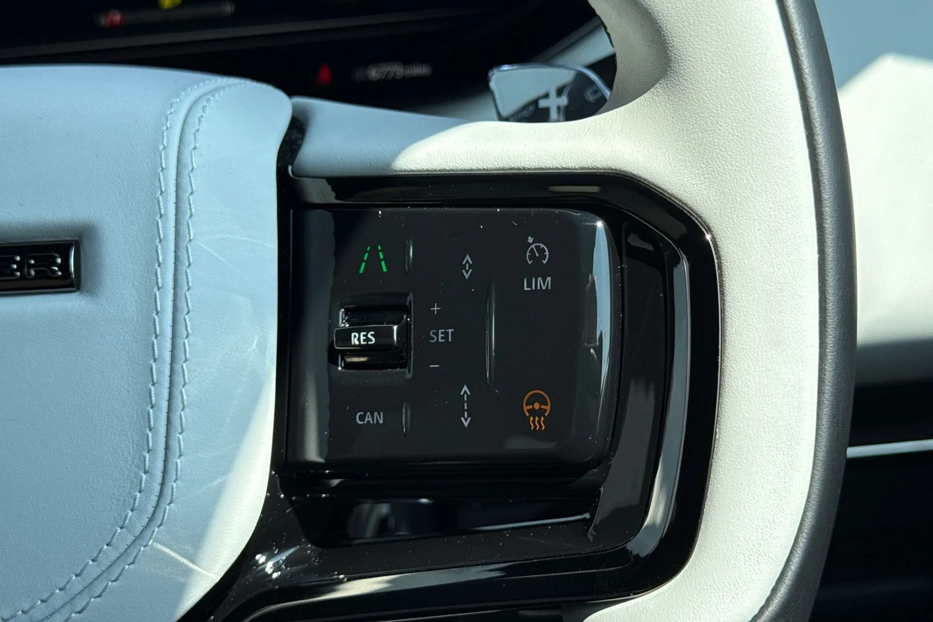 LAND ROVER RANGE ROVER SPORT thumbnail image number 71
