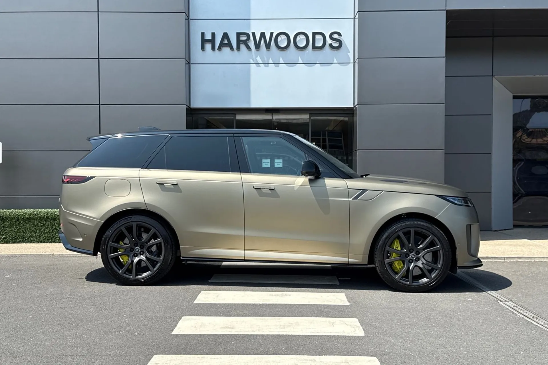 LAND ROVER RANGE ROVER SPORT thumbnail image number 2