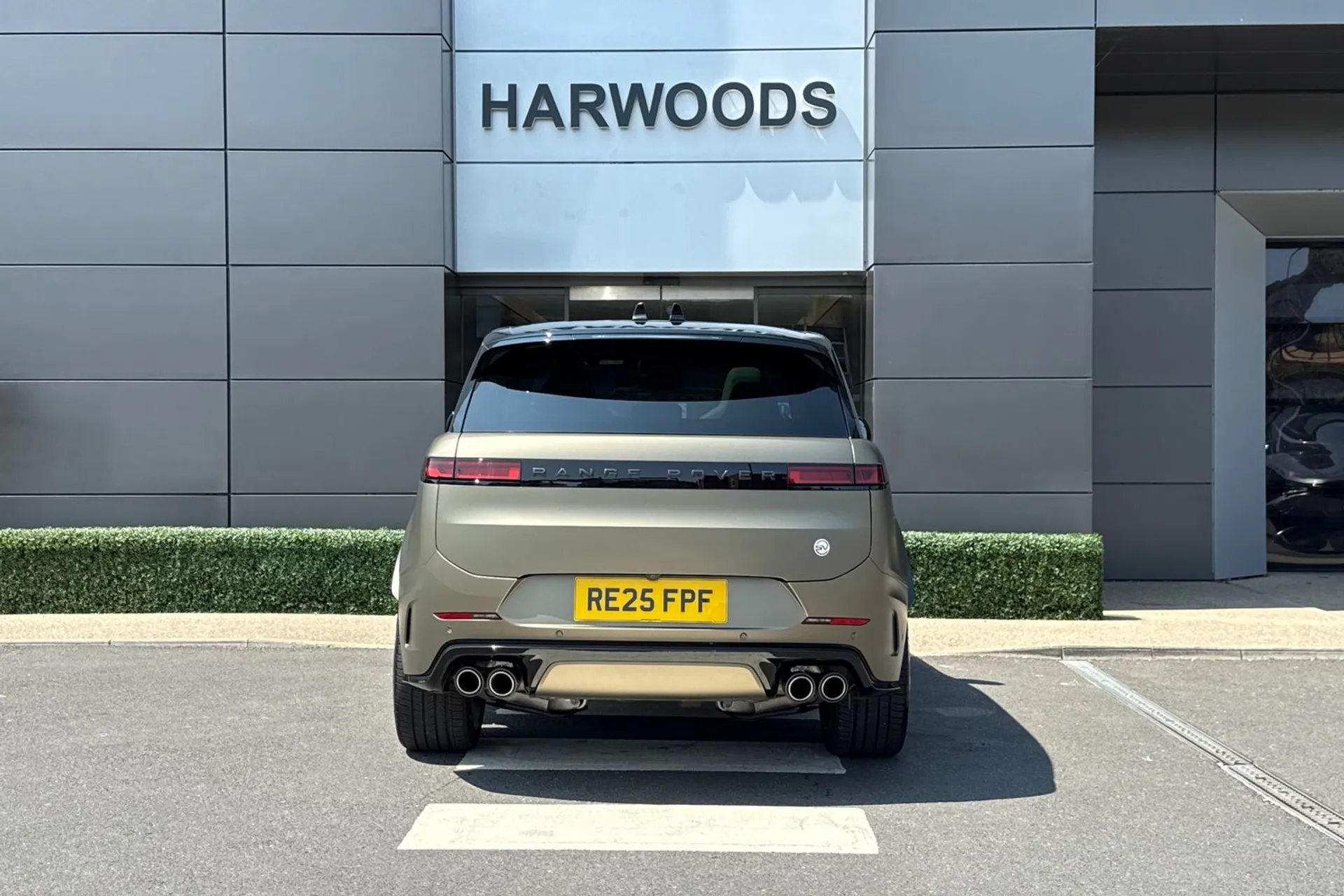 LAND ROVER RANGE ROVER SPORT thumbnail image number 17