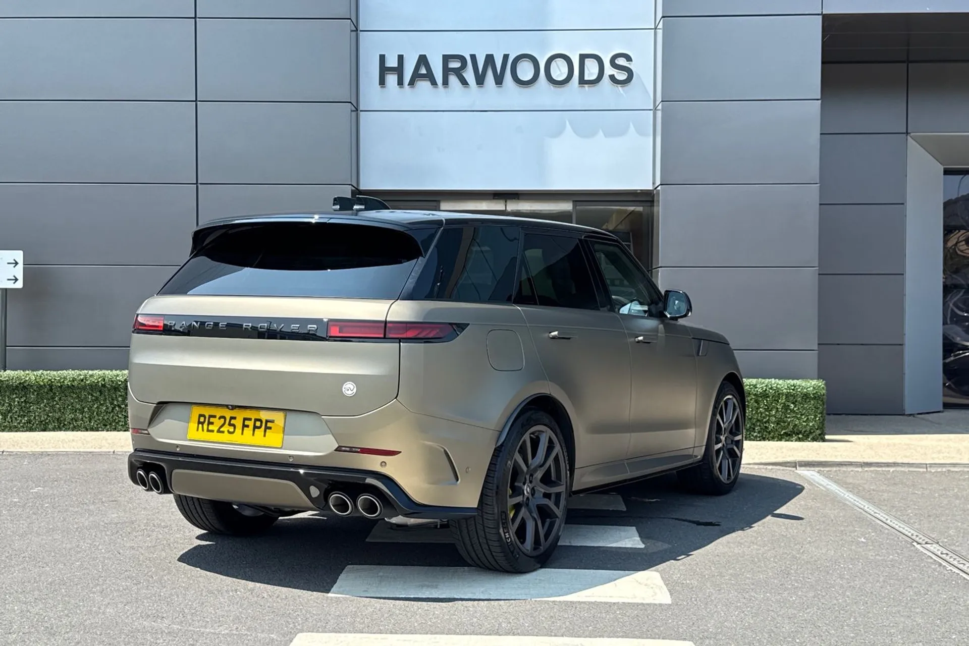 LAND ROVER RANGE ROVER SPORT thumbnail image number 14