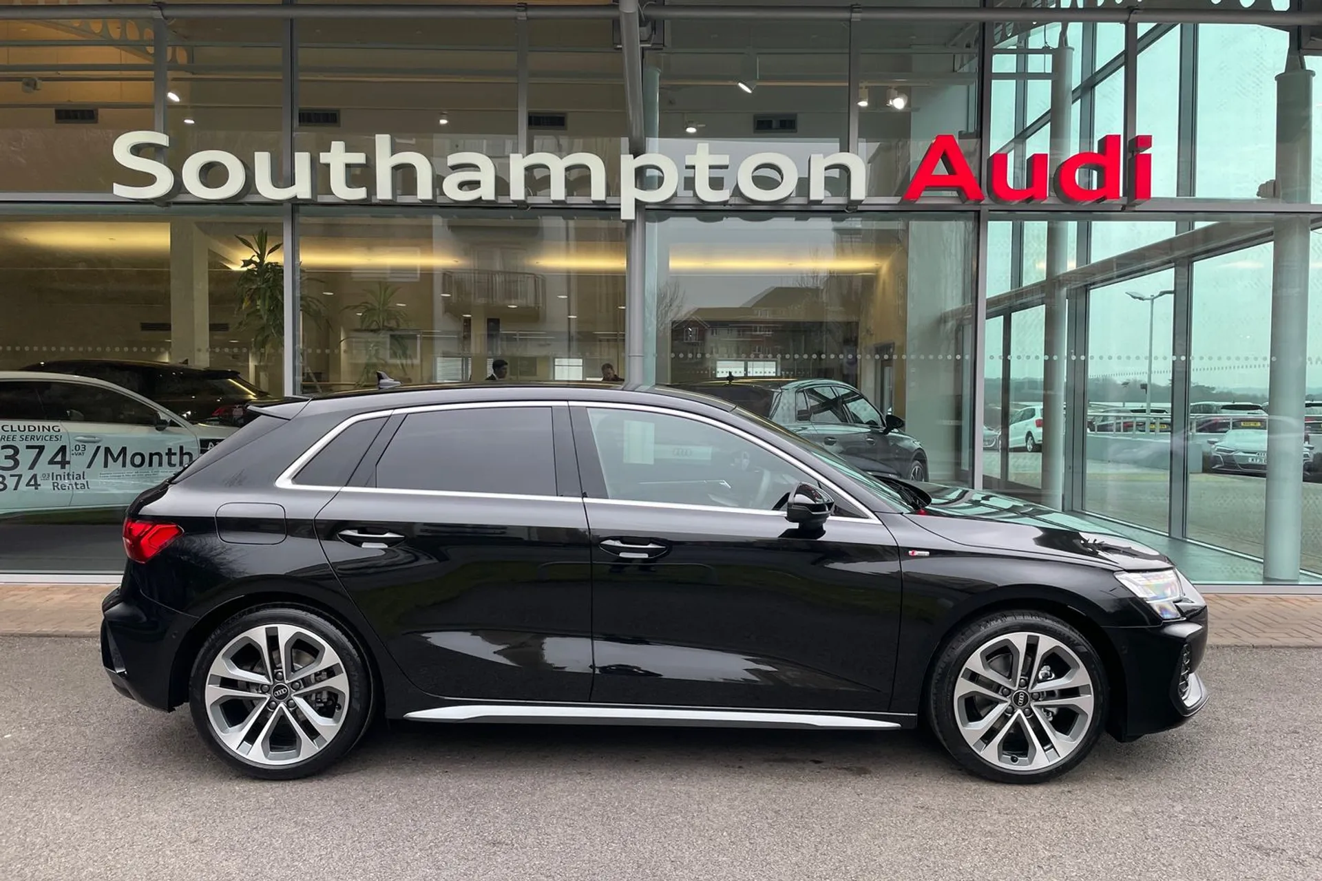 Audi A3 thumbnail image number 2