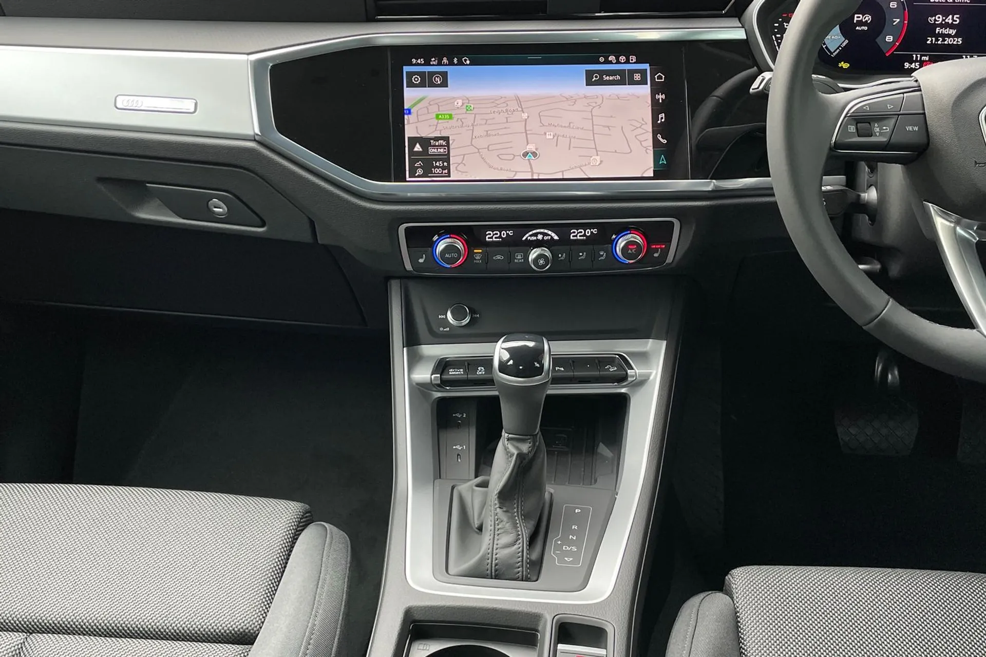 Audi Q3 thumbnail image number 34