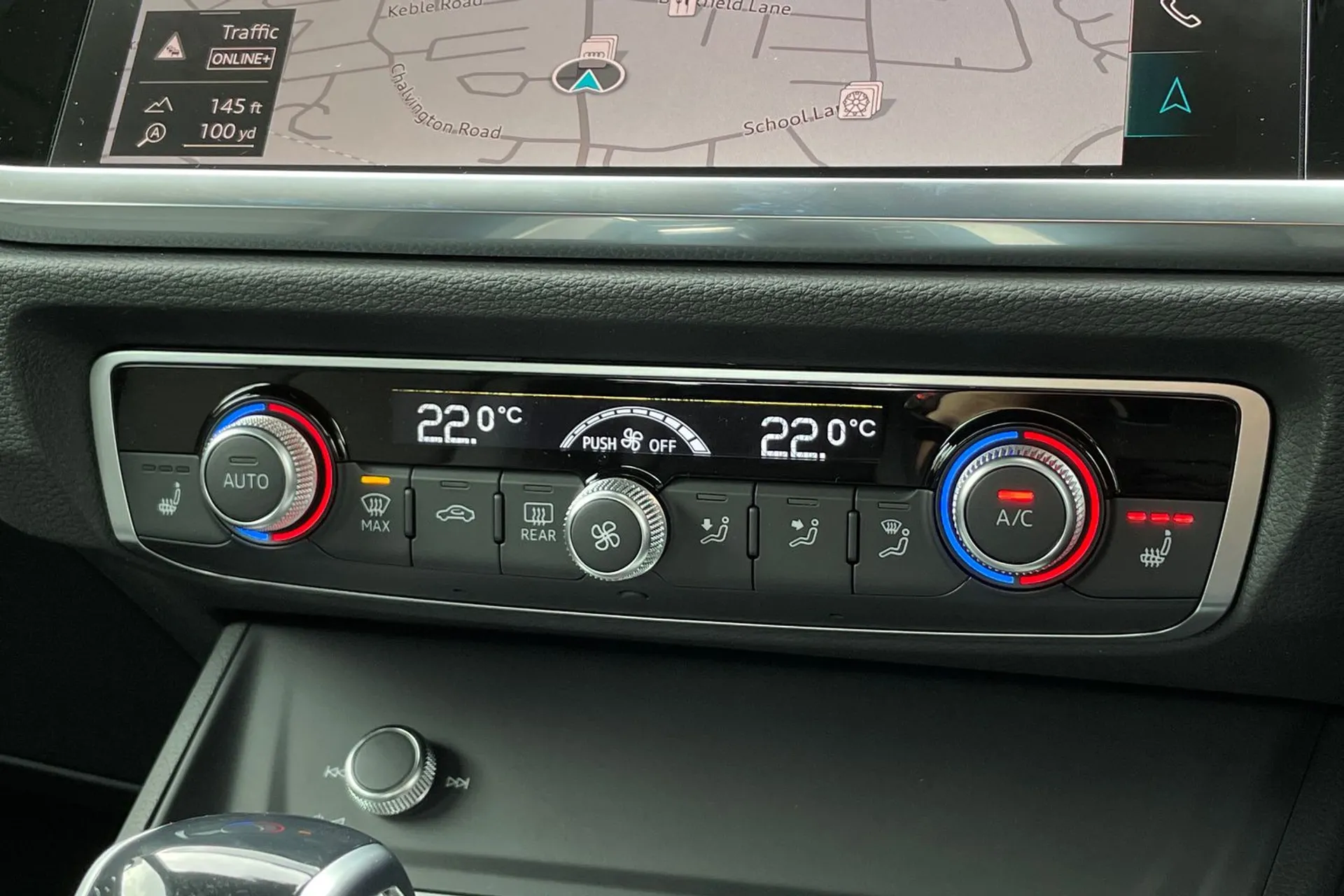 Audi Q3 thumbnail image number 38