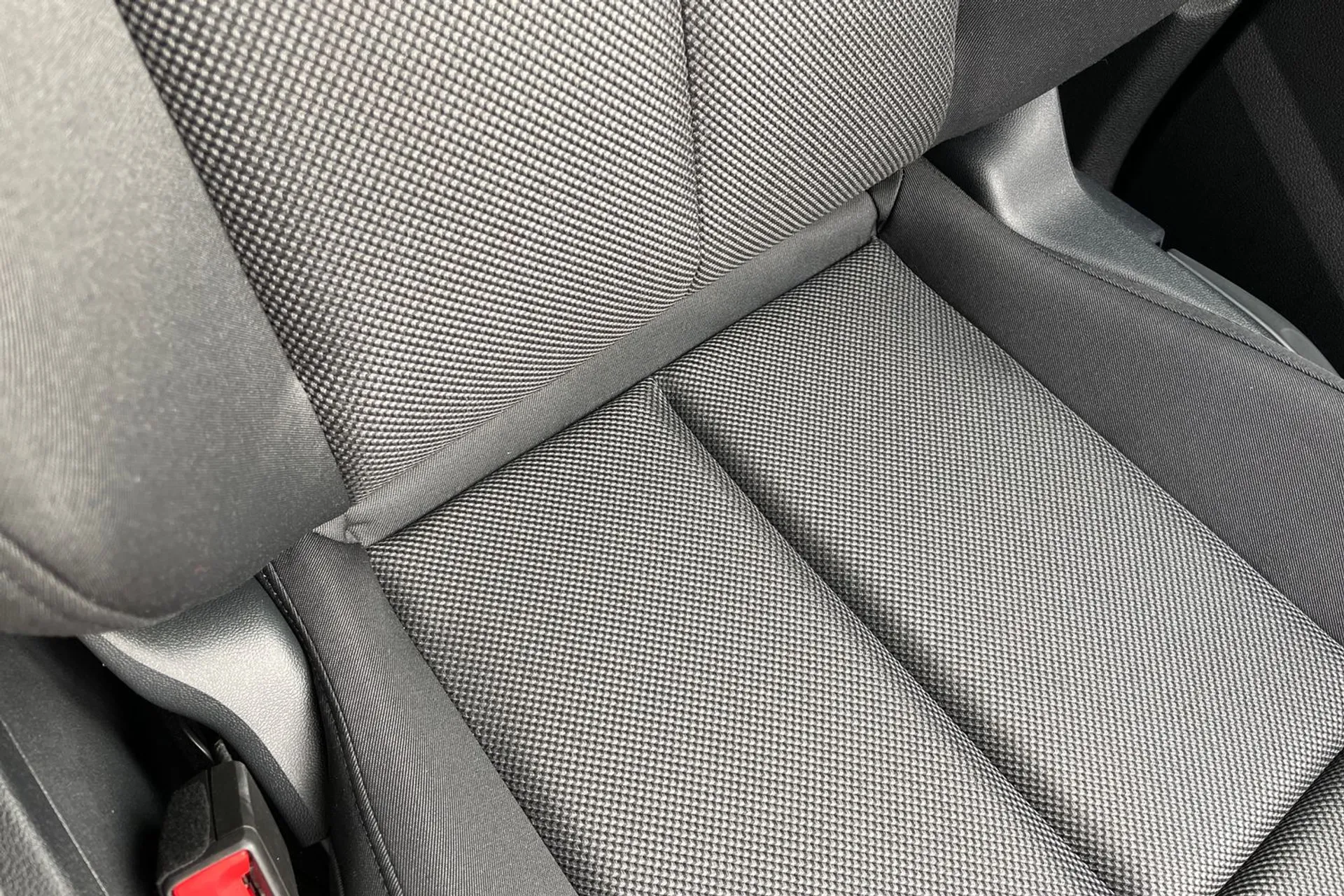 Audi Q3 thumbnail image number 44