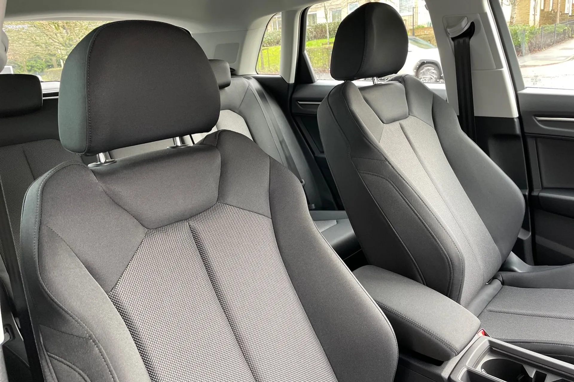 Audi Q3 thumbnail image number 47