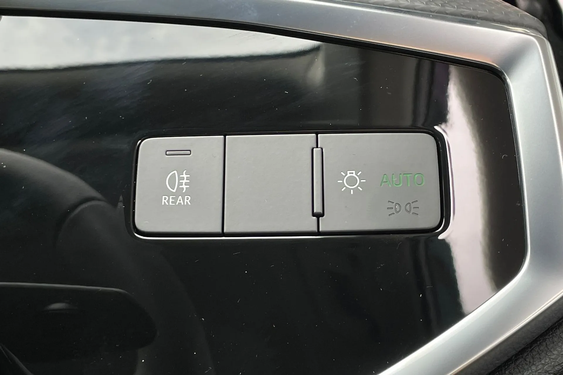 Audi Q3 thumbnail image number 55