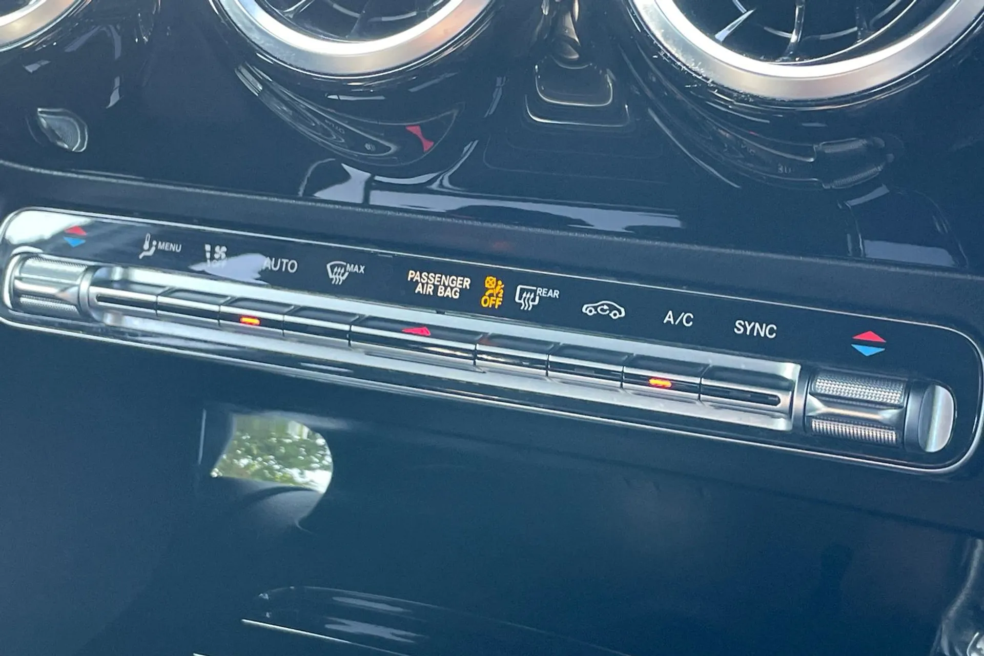 MERCEDES-BENZ A CLASS thumbnail image number 38