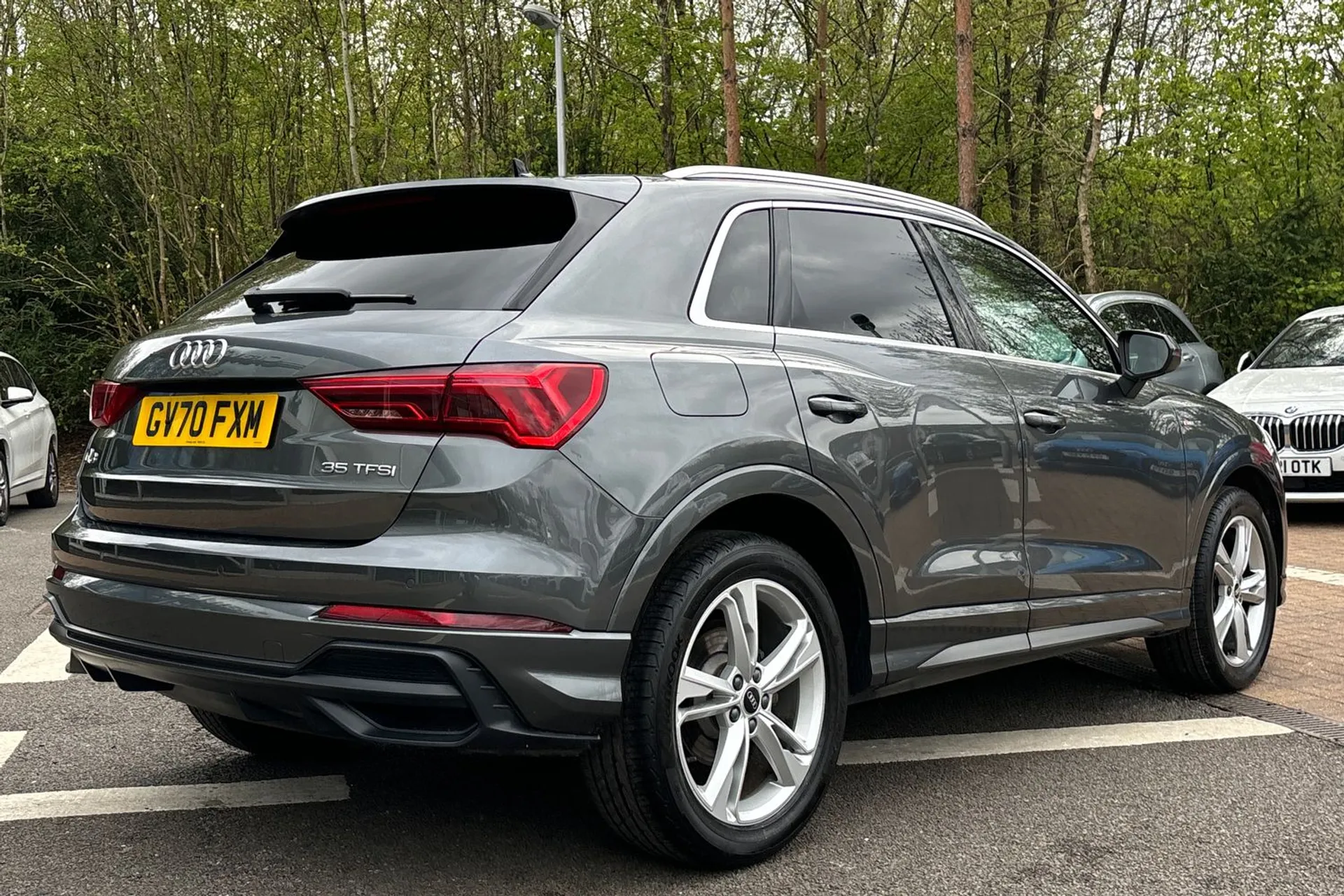 Audi Q3 thumbnail image number 8