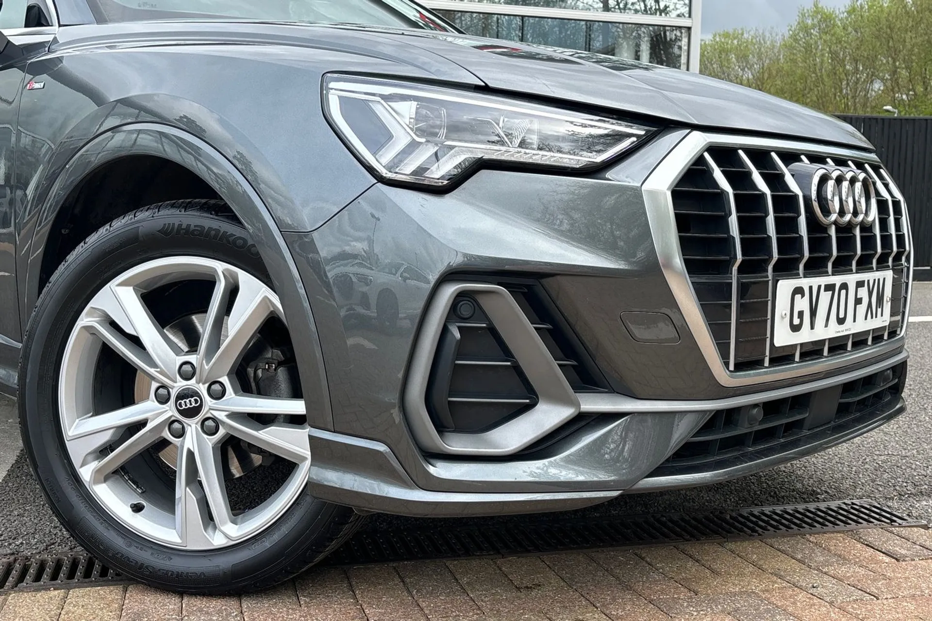 Audi Q3 thumbnail image number 5