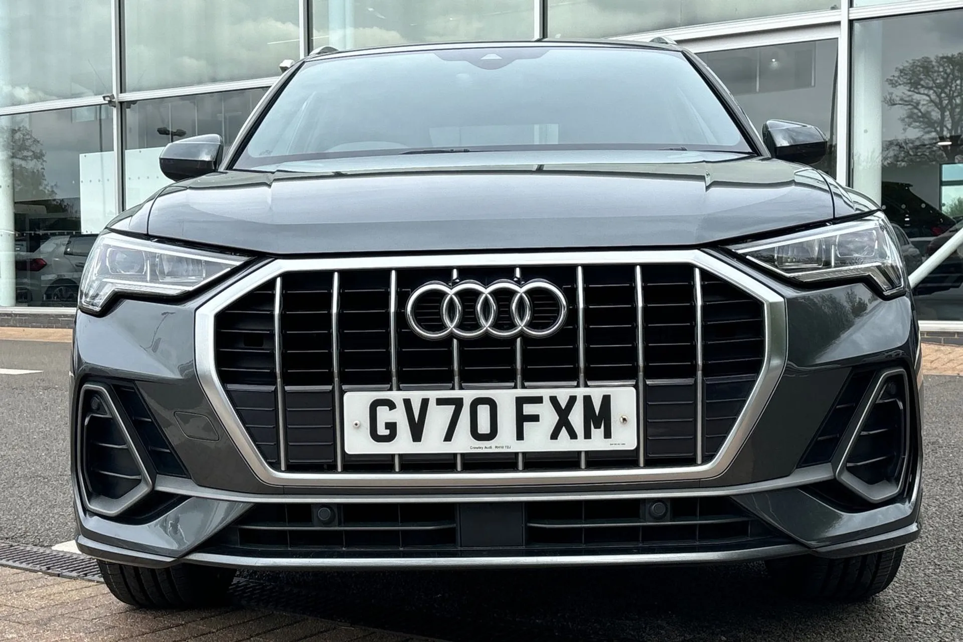 Audi Q3 thumbnail image number 11