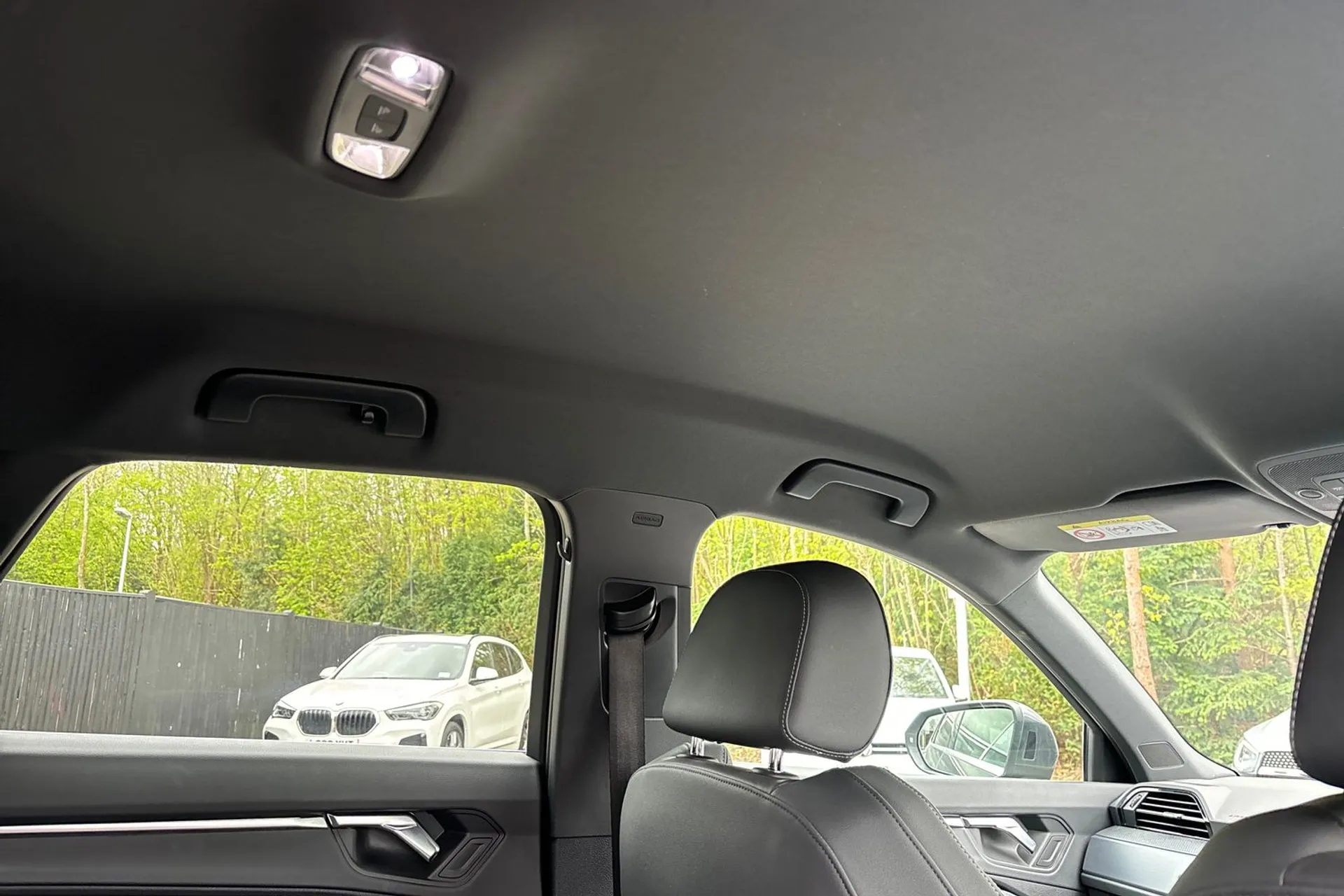 Audi Q3 thumbnail image number 22