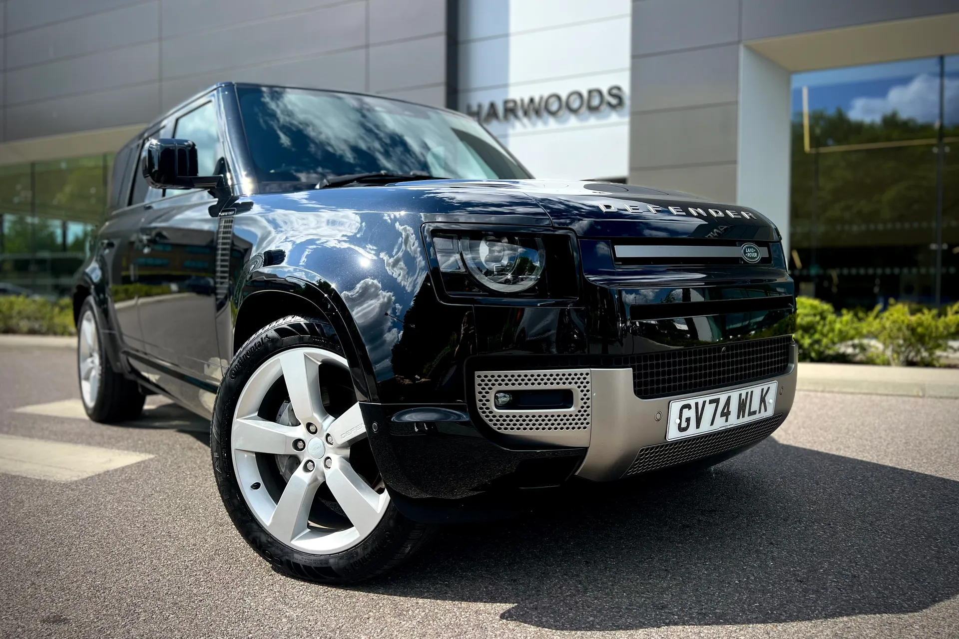 LAND ROVER DEFENDER thumbnail image number 9