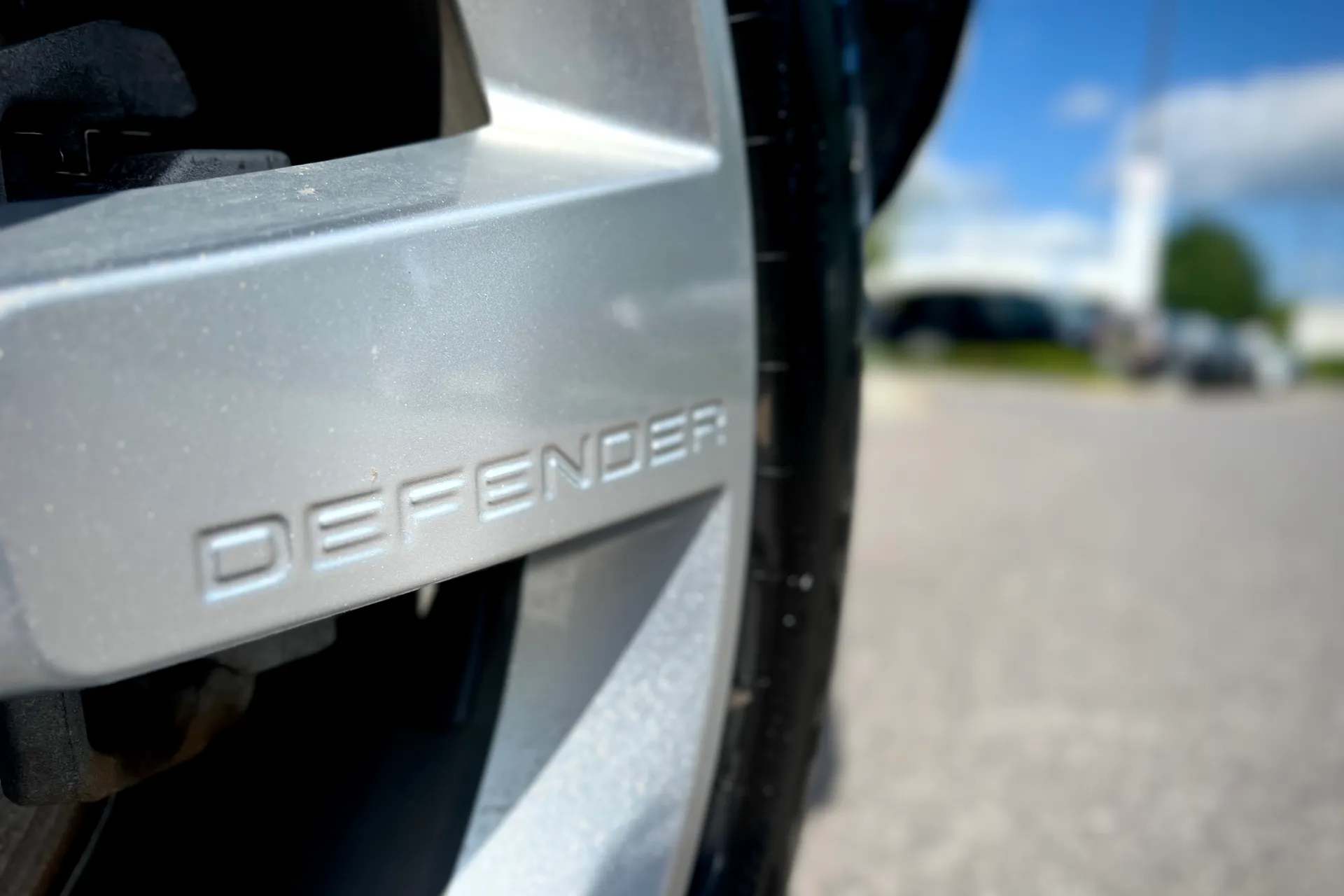 LAND ROVER DEFENDER thumbnail image number 13