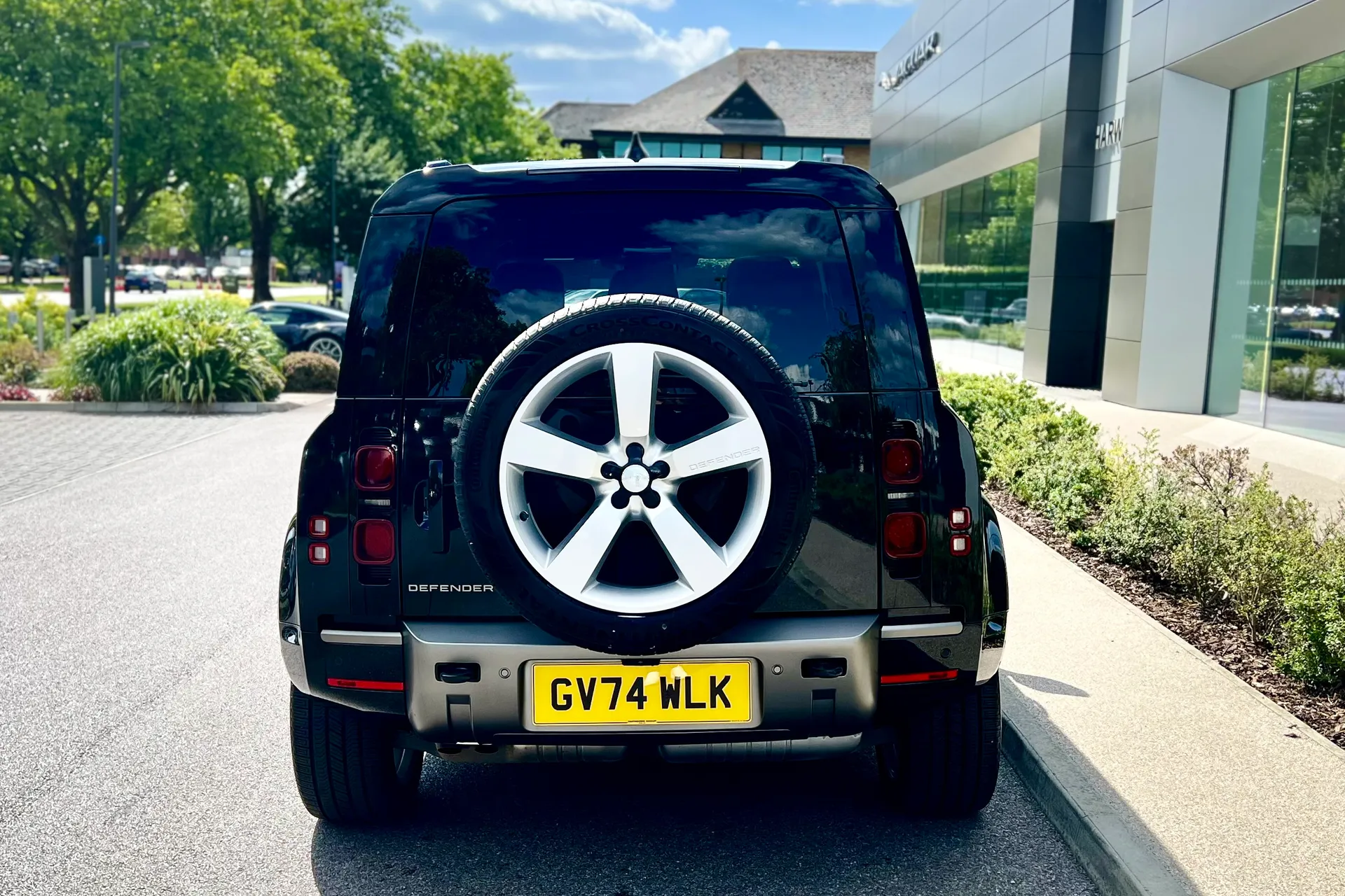LAND ROVER DEFENDER thumbnail image number 19